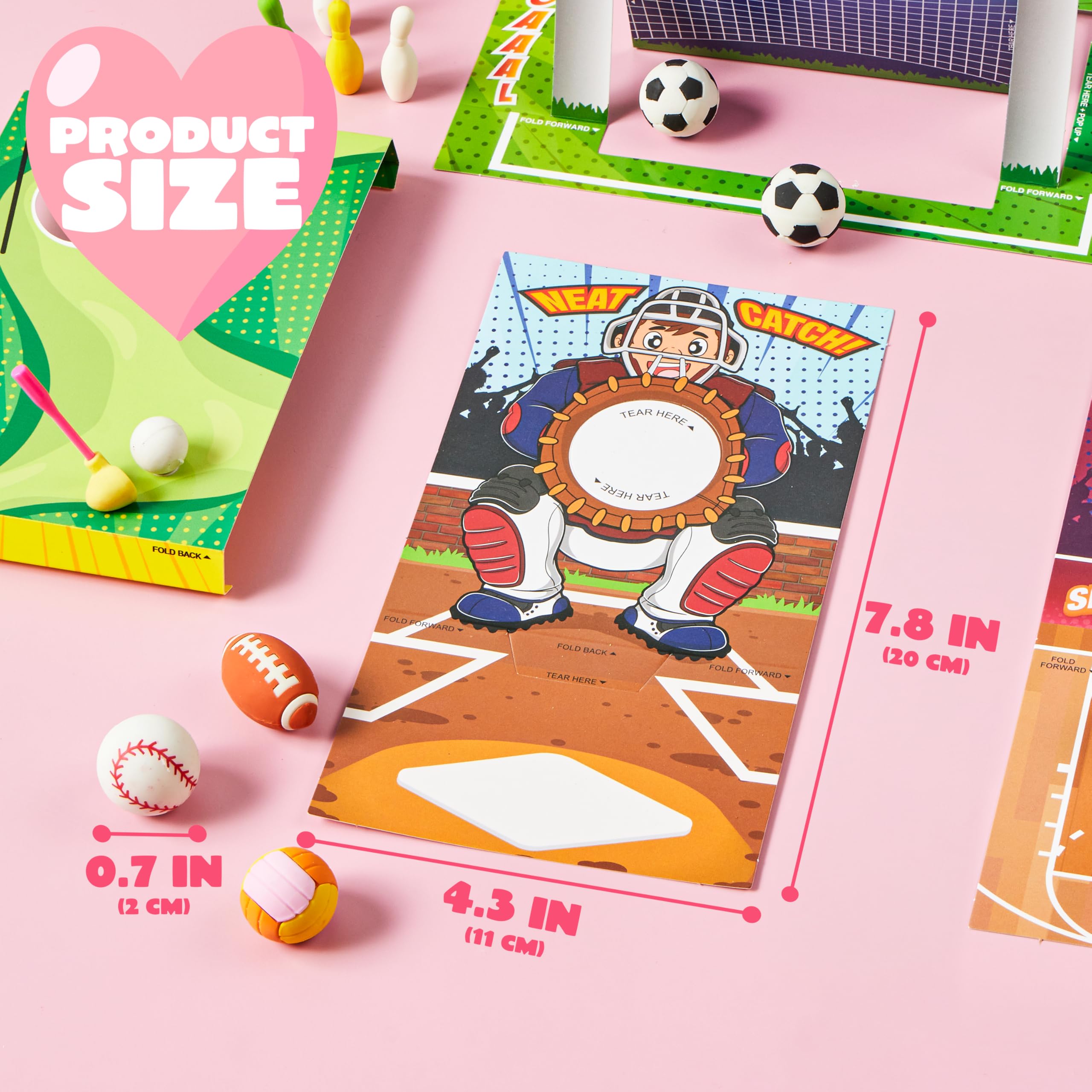 JOYIN 28 tarjetas de juego deportivo para el día de San Valentín con 7 gomas de borrar de pelota deportiva para niños, mini borrador de fútbol, baloncesto, fútbol con tarjetas para regalo de San