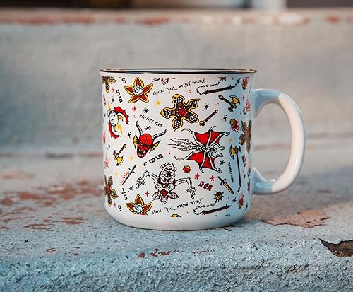 Miniatura 9 de Stranger Things Hellfire Club Icons - Taza de café de viaje sin BPA para expreso, cacao, té, capacidad para 20 onzas