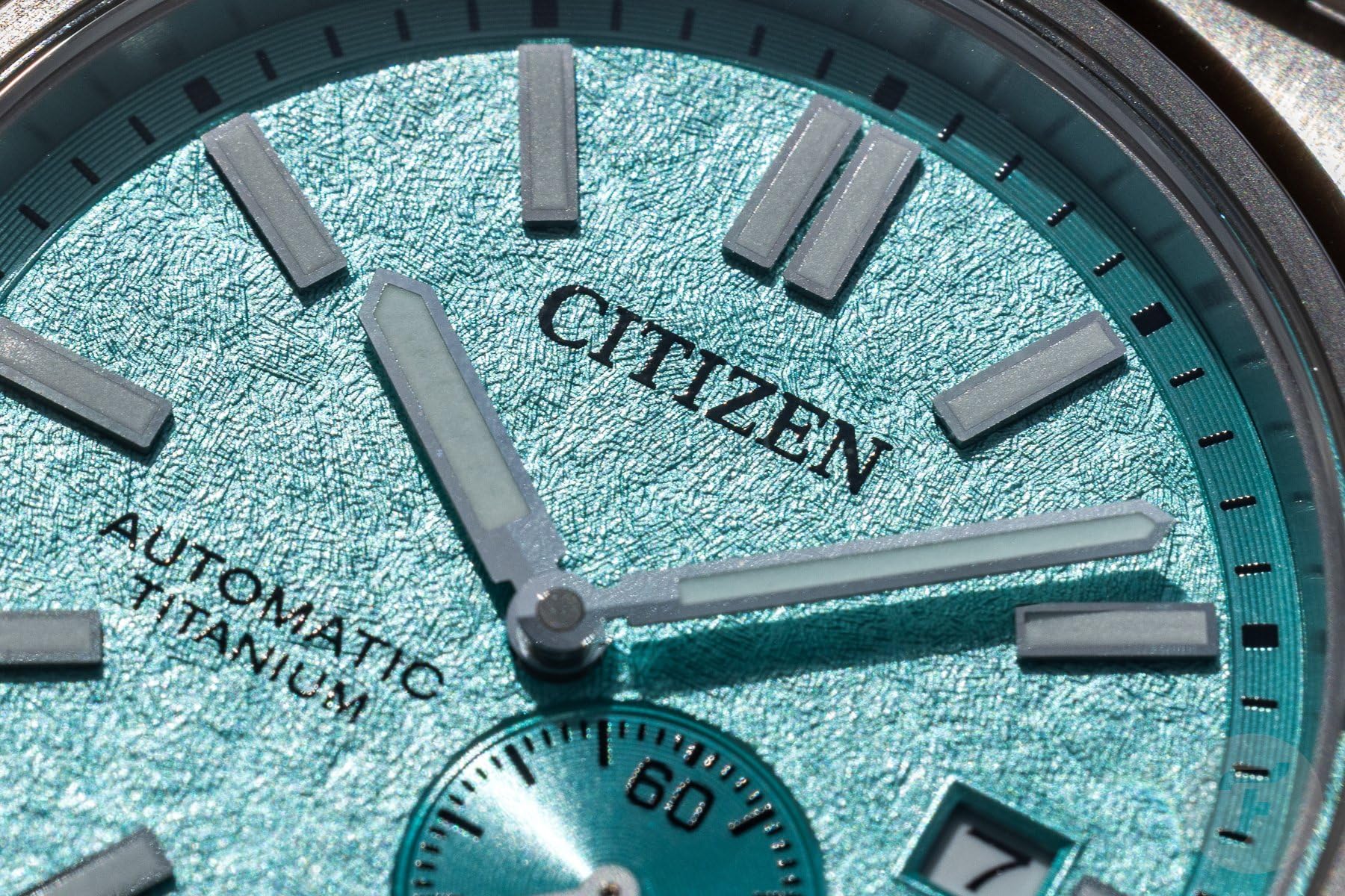 Citizen Herren Analog Automatik Uhr mit Titan Armband NJ0180-80M