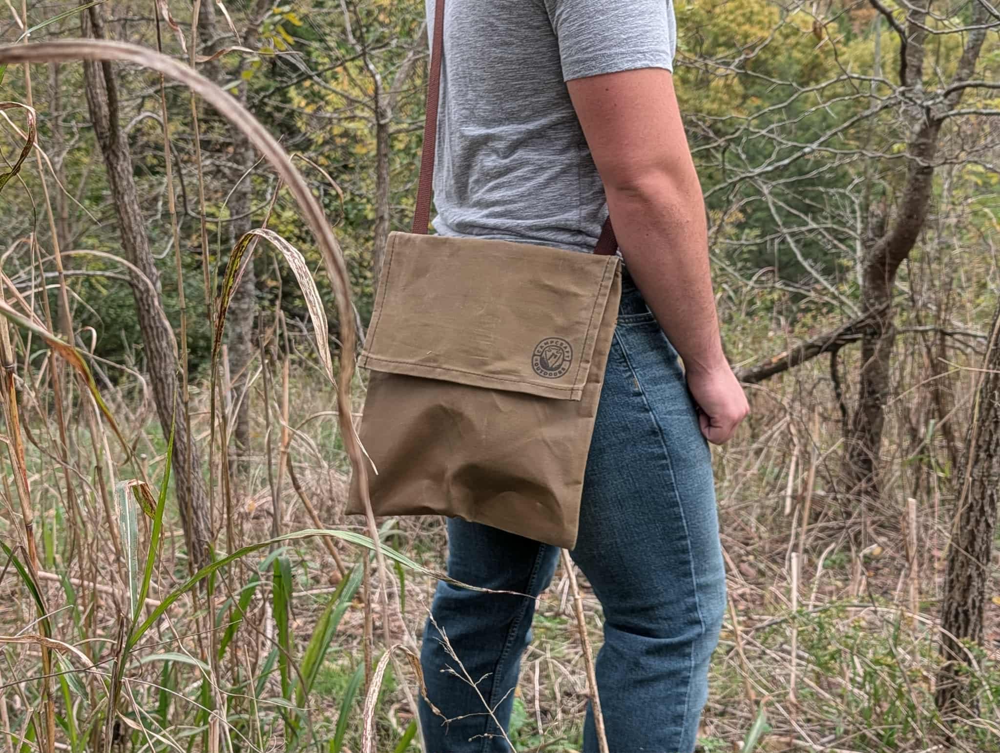 未使用美品　HAVERSACK Amazon.com: Traditional Haversack with Adjustable Strap, Waxed