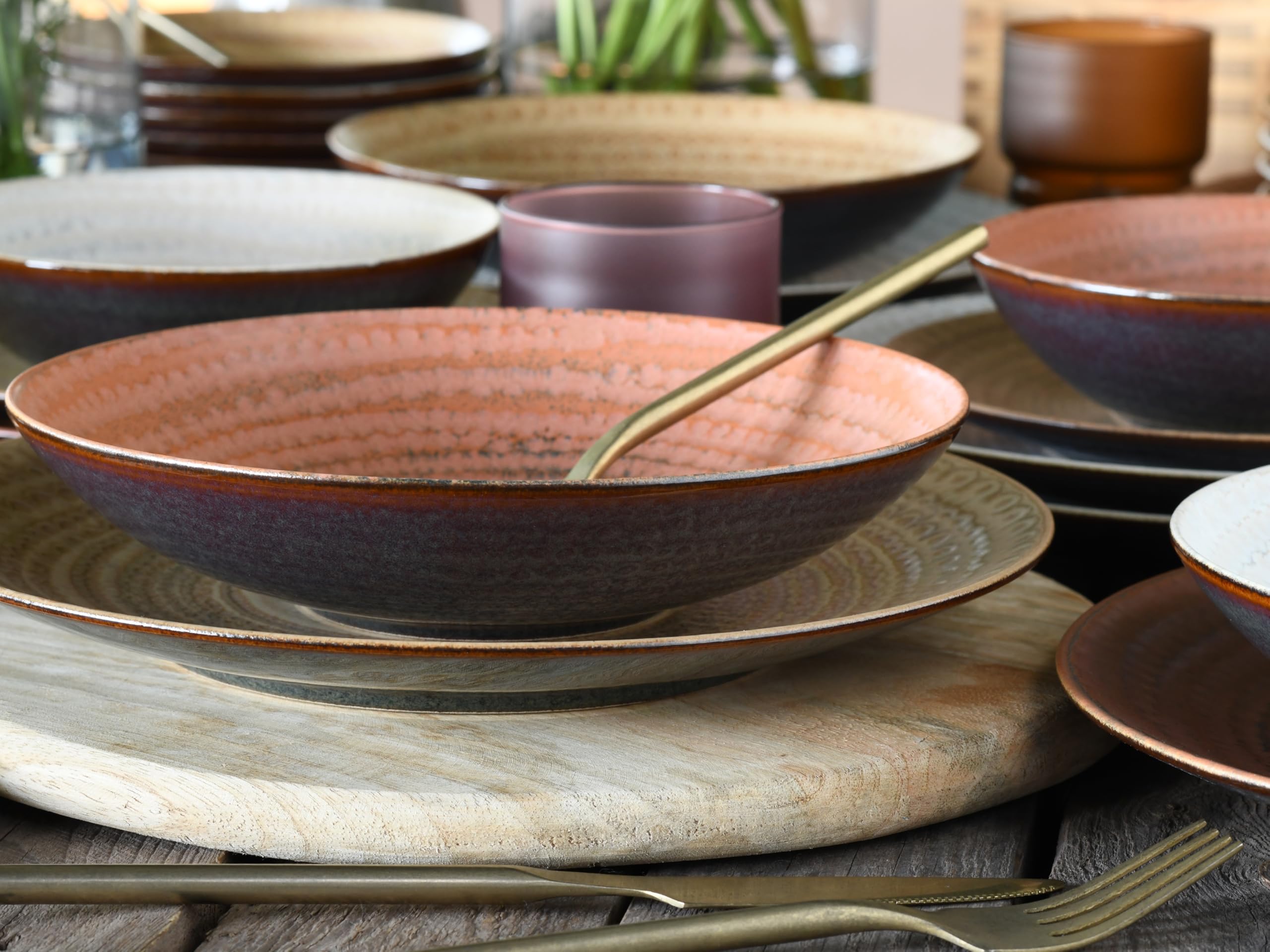 CreaTable, 24859, Serie Neapel Terra, 12-teiliges Geschirrset für 4 Personen, Teller Set aus Steinzeug, spülmaschinen- und mikrowellengeeignet, Made in Europe