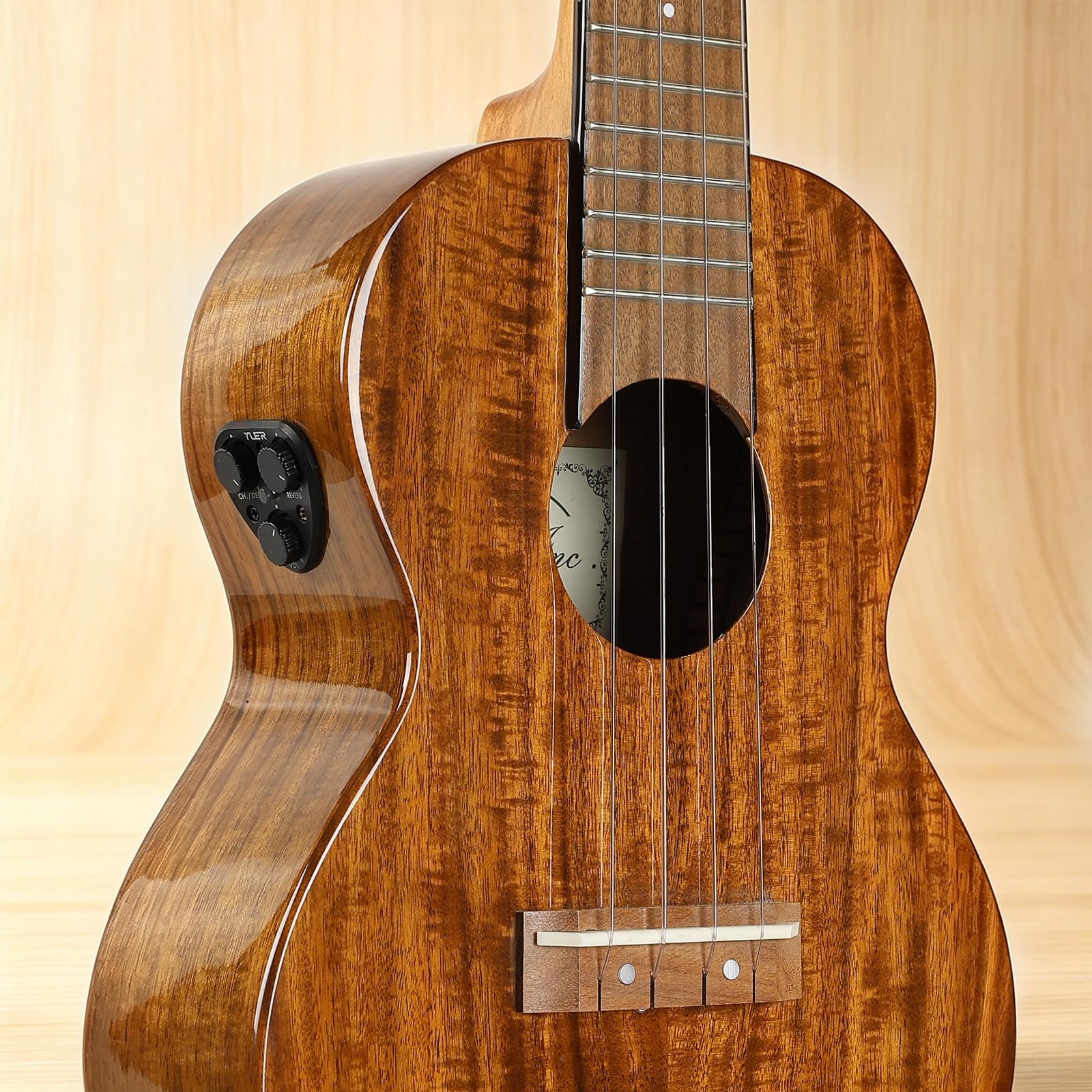 AKLOT All-Solid Acacia Elektrische Ukulele, 58,4 cm, Konzert-Ukulele, super warmer Ton für professionelle Anfänger und Erwachsene, Ukulelen-Set mit kostenlosen Online-Kursen, Gigbag, Gurt, Stimmgerät
