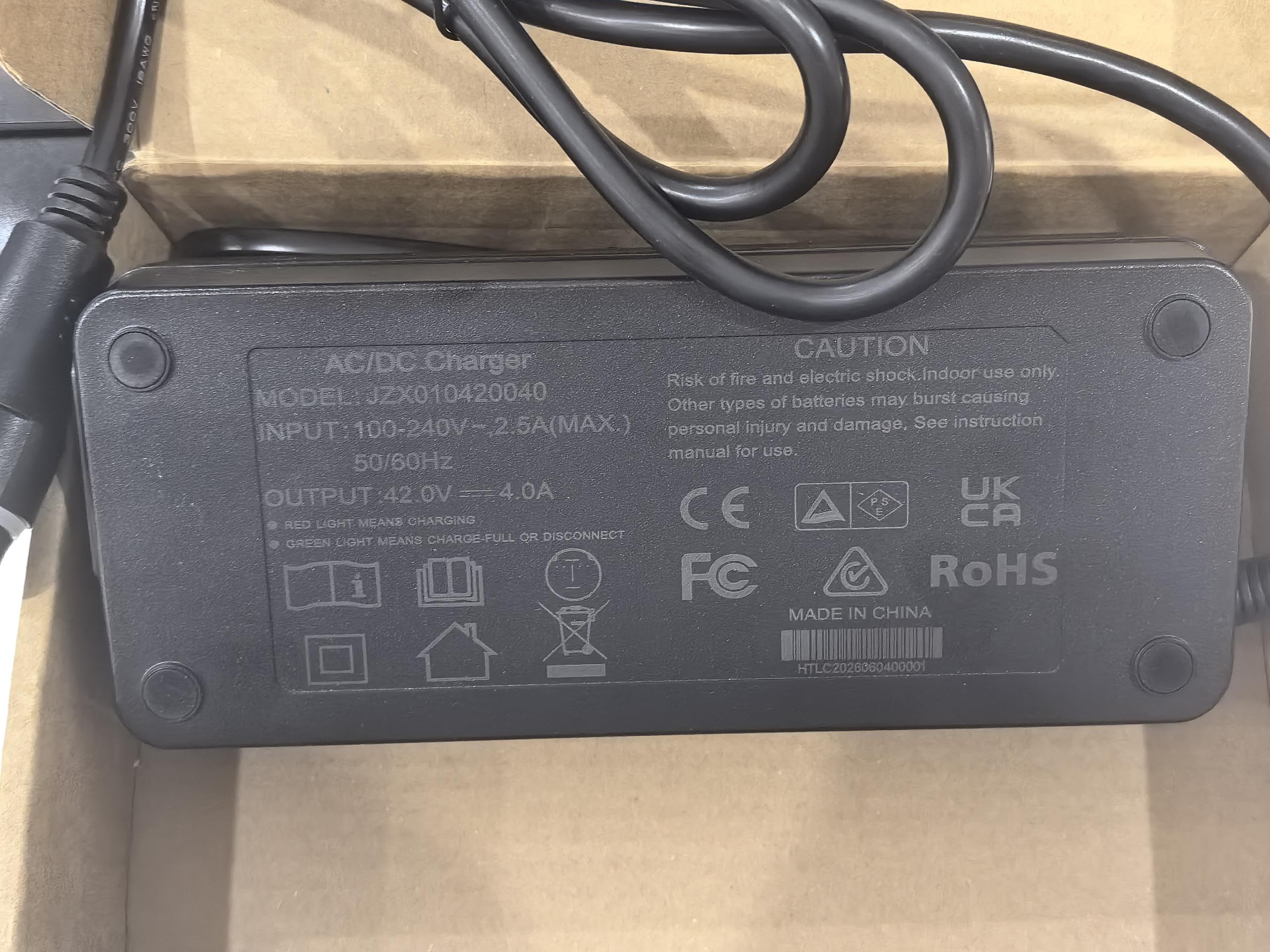42V 4A E-Bike Ladegerät für 36V Yamaha Simplo Intube Akku 630Wh / 720Wh