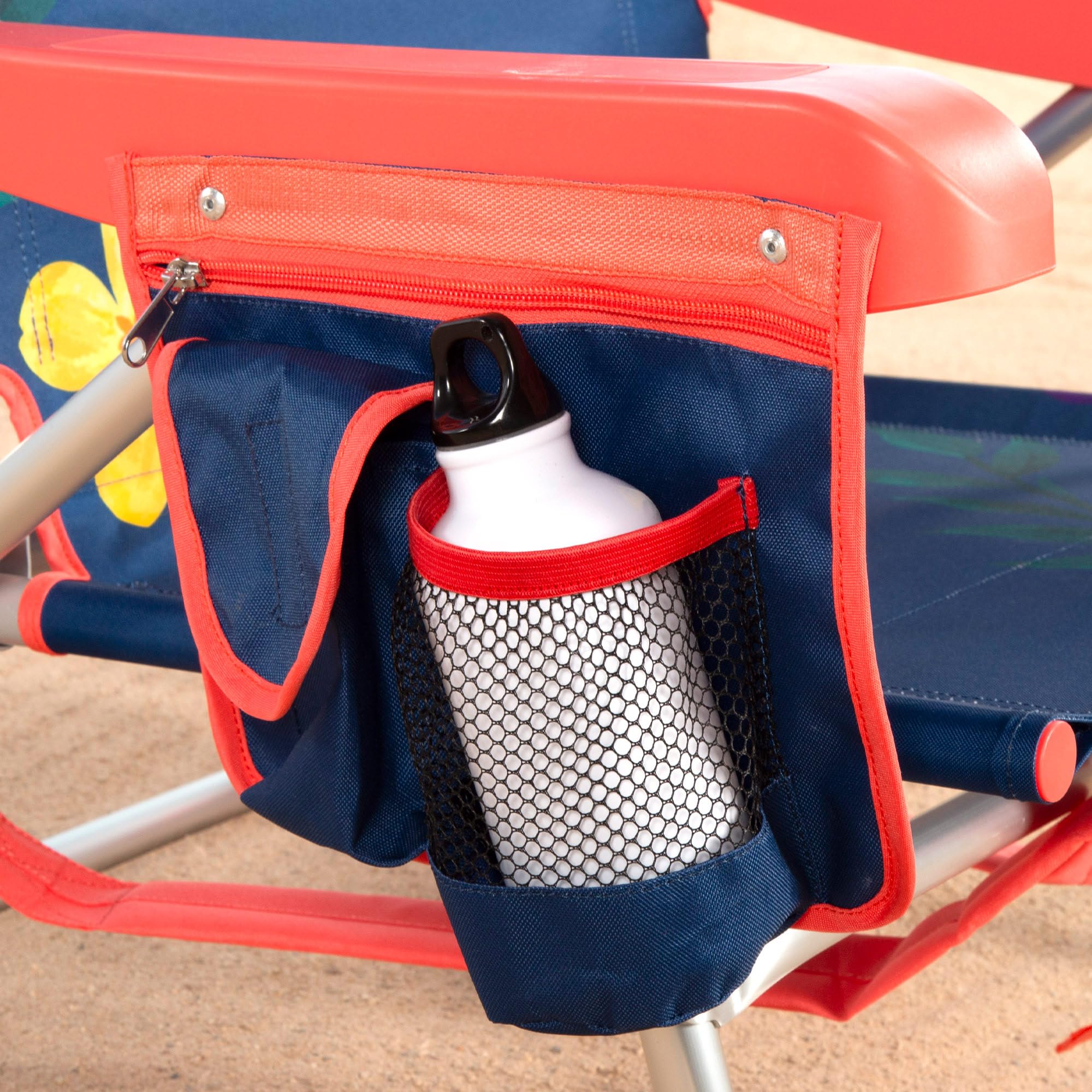 AKTIVE Silla de playa plegable reclinable, 50x54x80 cm, 5 posiciones, Reposacabezas acolchado, Bolsillos y asas mochila, Silla baja playa, Resistente hasta 110 kg (62512)
