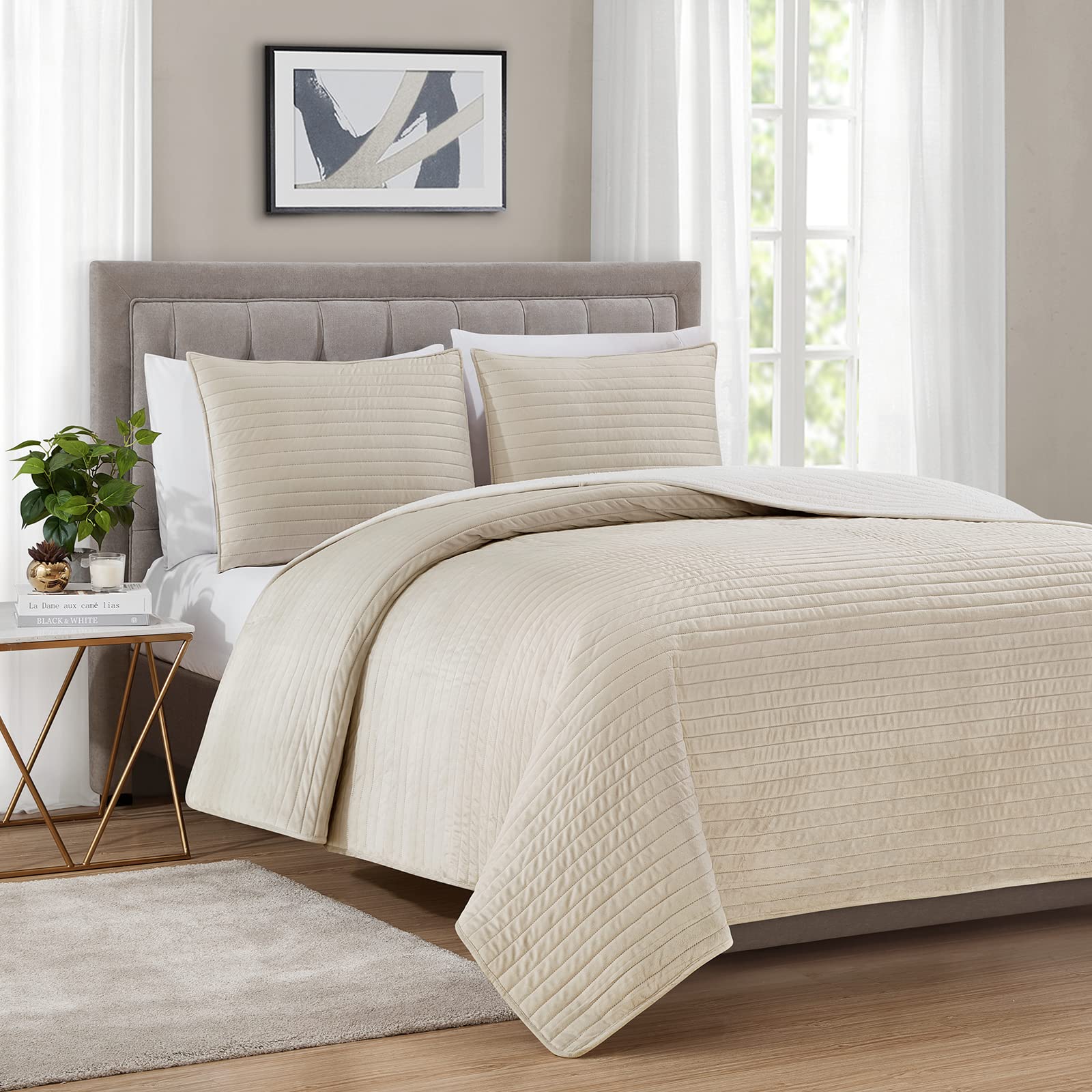 BOURINA Velvet Sherpa Quilt Set, Super Plush Quilt 3-Piece Bedding Large Double-Sided Plush Comfort Softest Quilt Sets, King 106×94 inches Camel