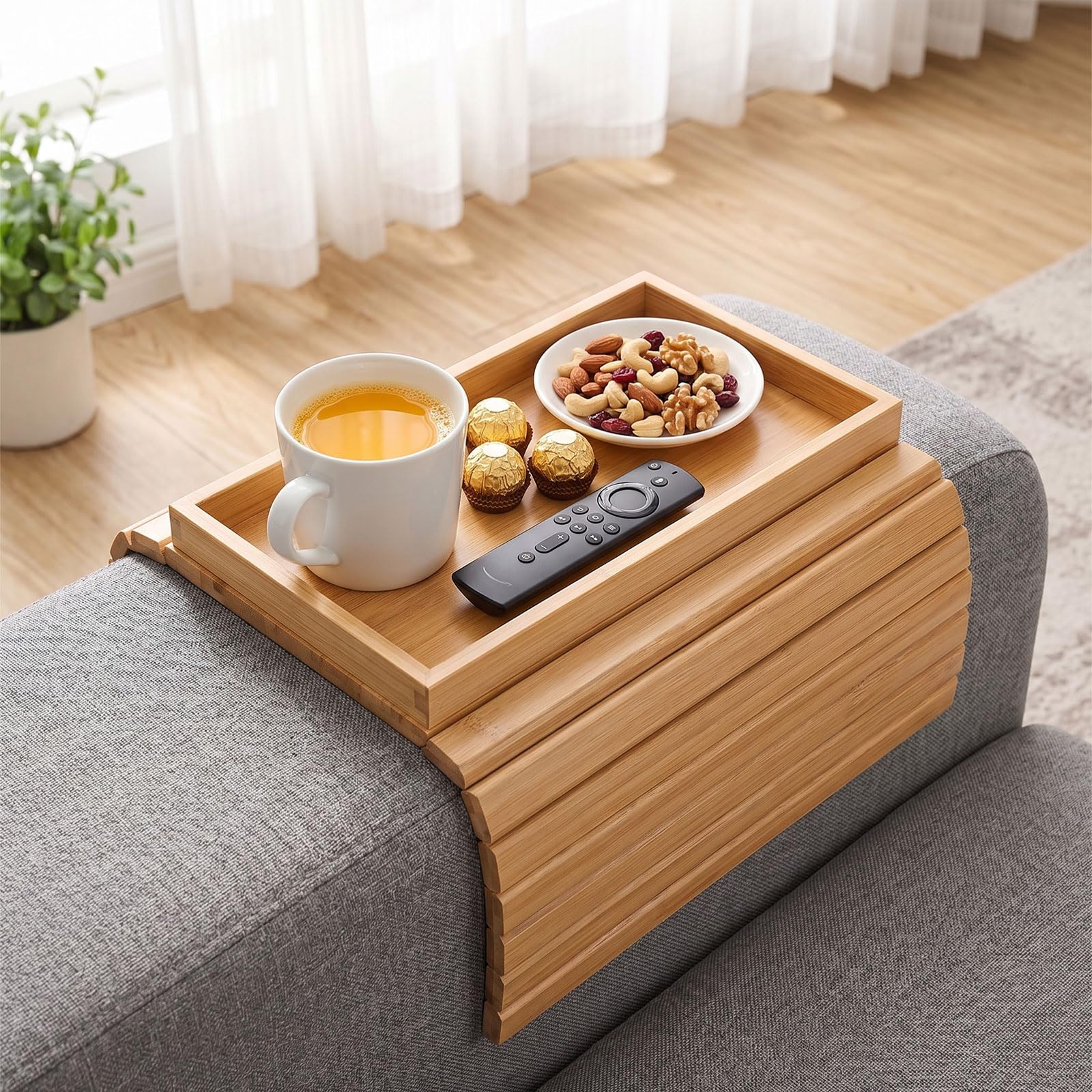 Plateau de canapé pour boissons et snacks lors de vos soirées TV