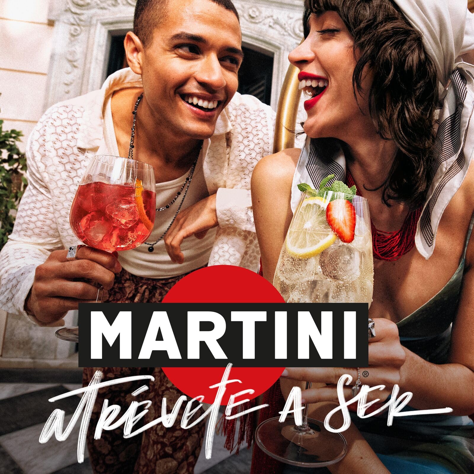 MARTINI Riserva Speciale Bitter Aperitivo, 28,5% ABV, 70cl / 700ml, Licor con infusión de tres ingredientes botánicos raros