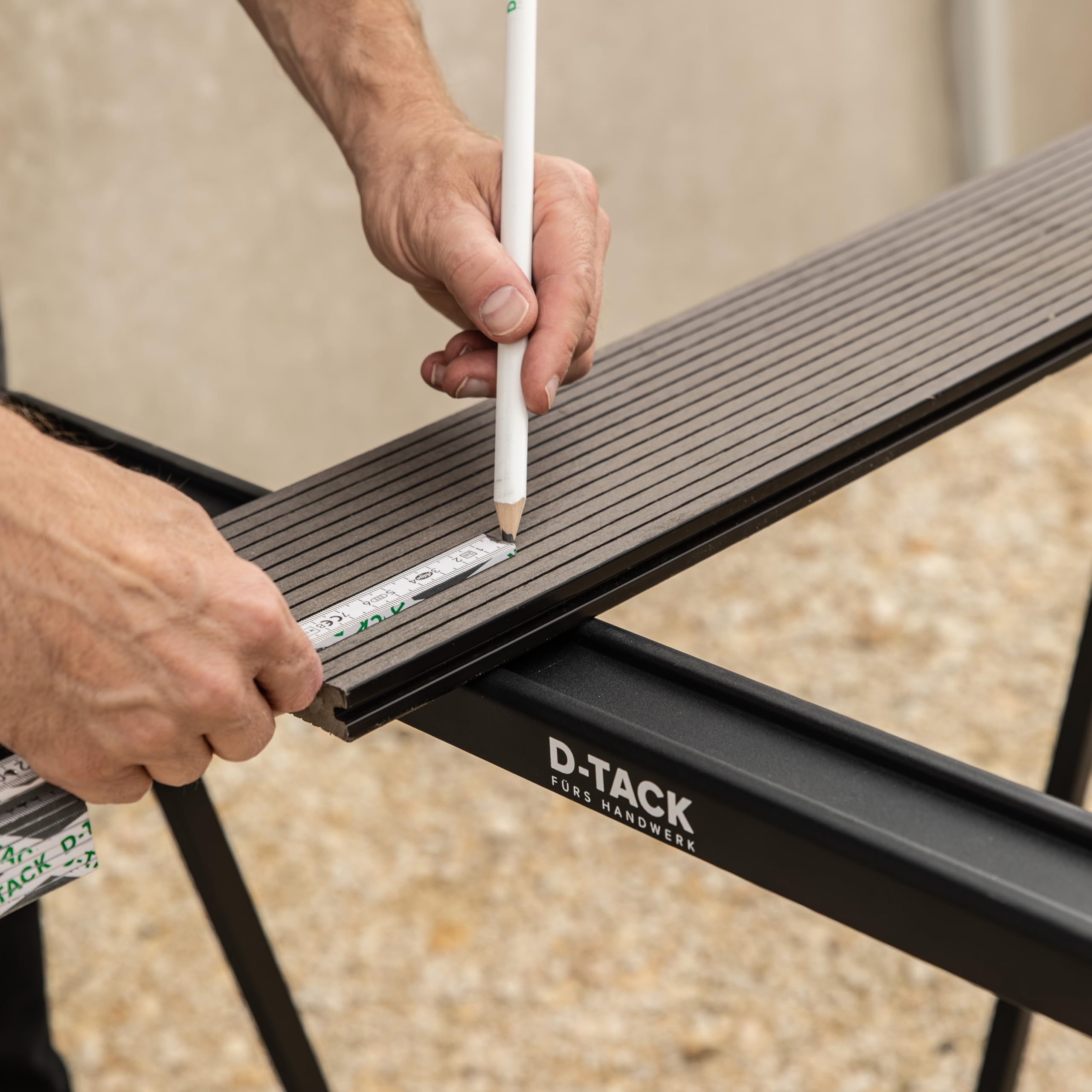 D-Tack 2x Arbeitsbock klappbar | Hochwertiger Sägebock aus Stahl | Faltbock mit einer Tragkraft bis zu 500 kg pro Paar | Klappbock für Baustelle, Werkstatt & Heimwerken