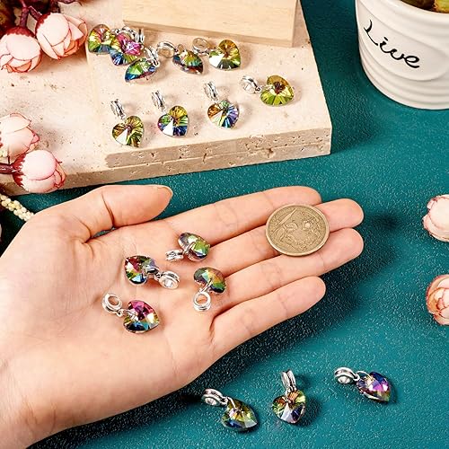 Vista 5 de Cheriswelry 50 dijes colgantes de corazón europeo de aleación de agujero grande, colgantes de vidrio galvanizado arcoíris con fianza para el día