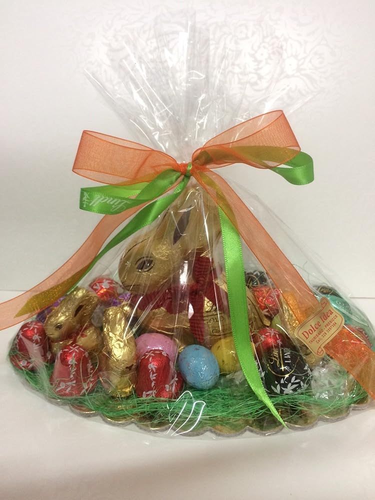 Lindt,coniglietto gold bunny al latte,piu` cioccolatini assortiti,composizione artigianale per pasqua