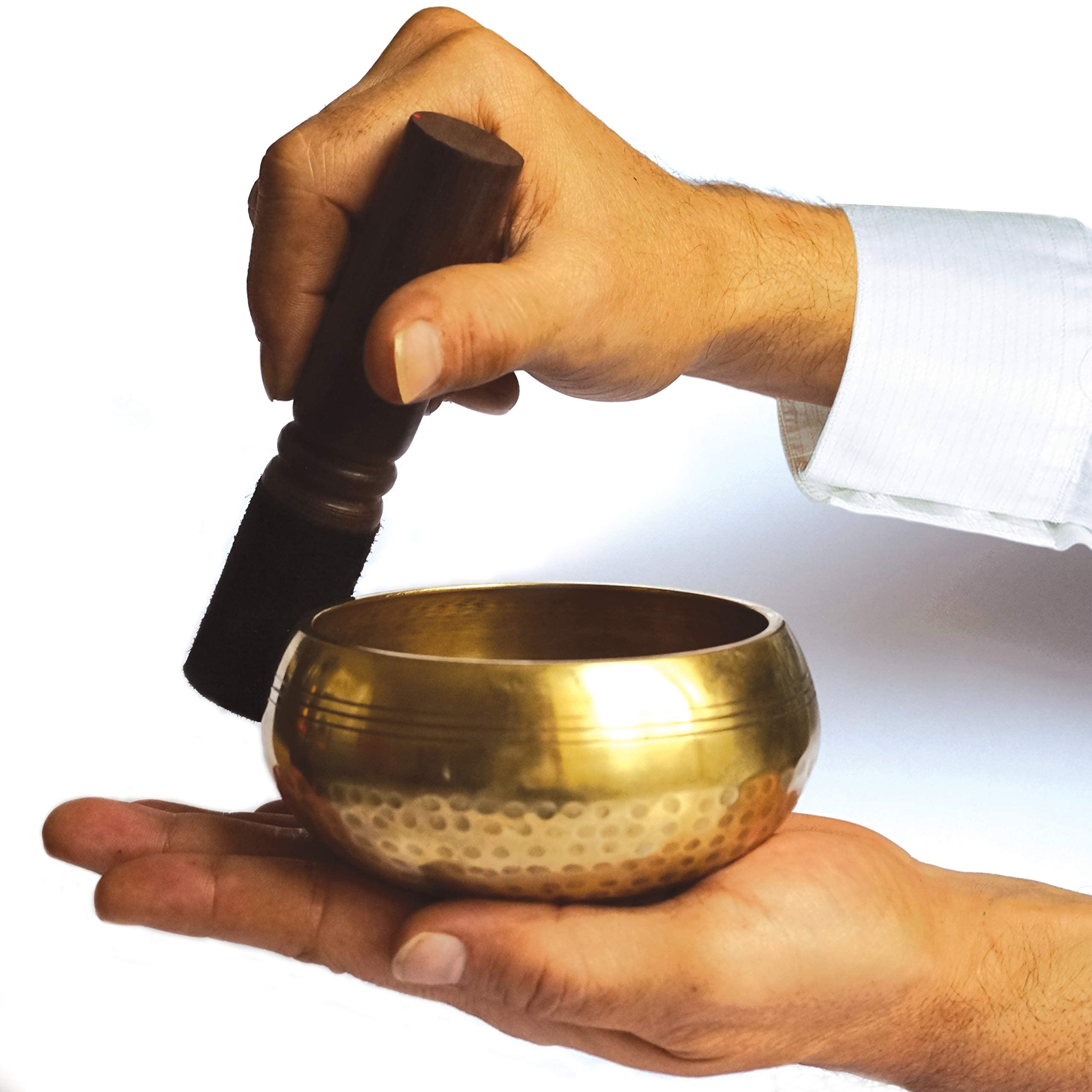 Campana Tibetana con 7 metalli, Ø12cm. Originale del Nepal. Fatta a mano. Set: cuscino di seta, battente, scatola di carta Lokta blu. Ottimo per Meditazione, Chakra e Terapia del Suono