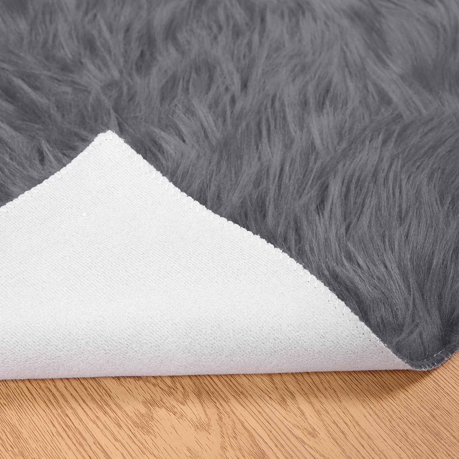 Tafalla - Alfombra de piel de oveja sintética (140 x 200 cm, poliéster esponjoso, para salón, piel sintética moderna para el invierno, minimalista