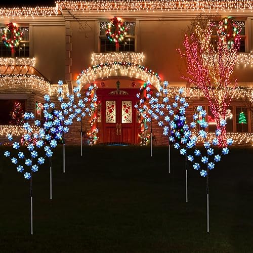 Miniatura 6 de Decoraciones de Navidad al aire libre, 4 juegos de luces solares para árbol de Navidad con 80 luces de copo de nieve C6, adecuadas para pequeñas