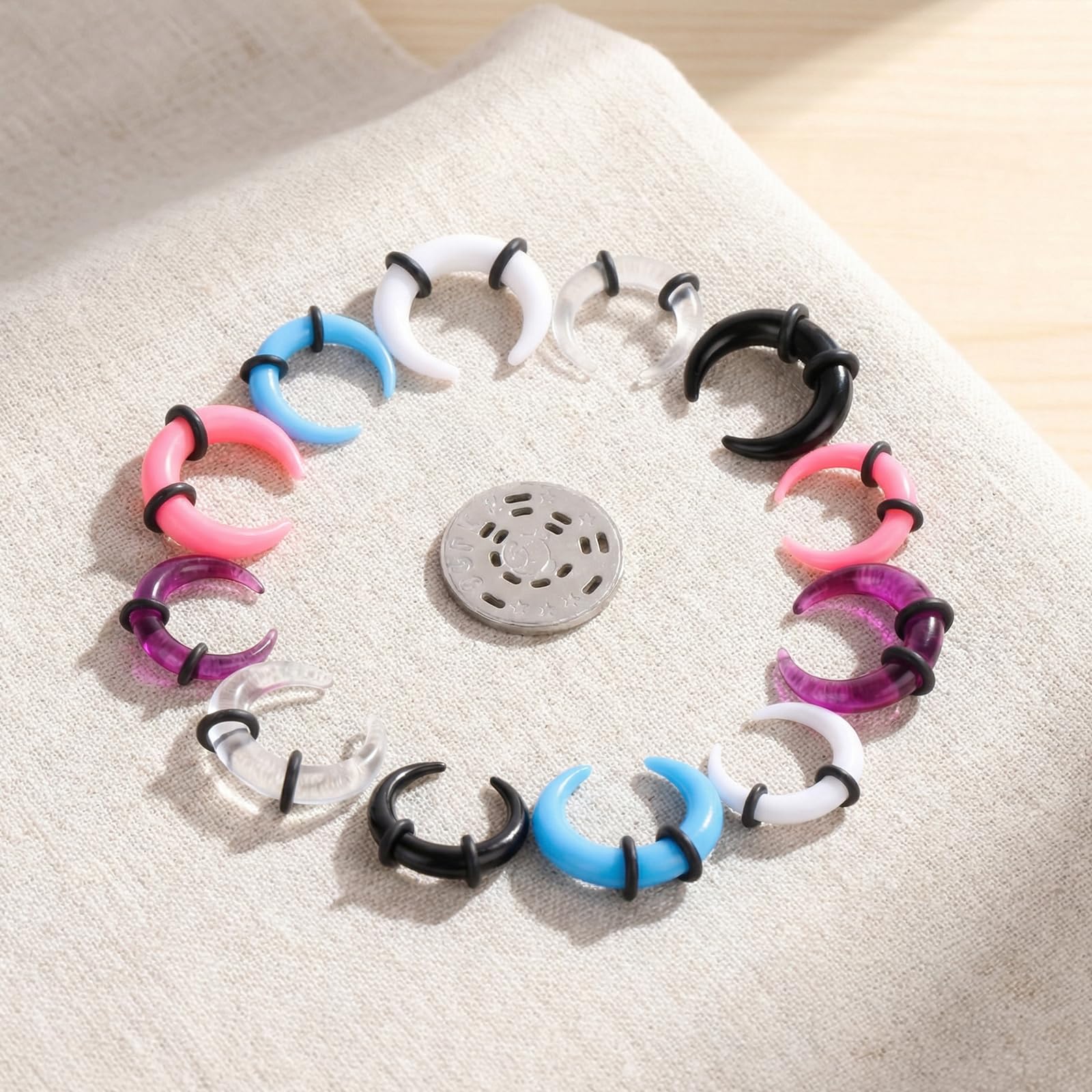 Yolev Kit d'étirement de septum 36 pièces en acrylique 16 G-6G avec joints toriques noirs en forme de fer à cheval en forme de C pour septum, oreille, cartilage, nez pour homme et femme