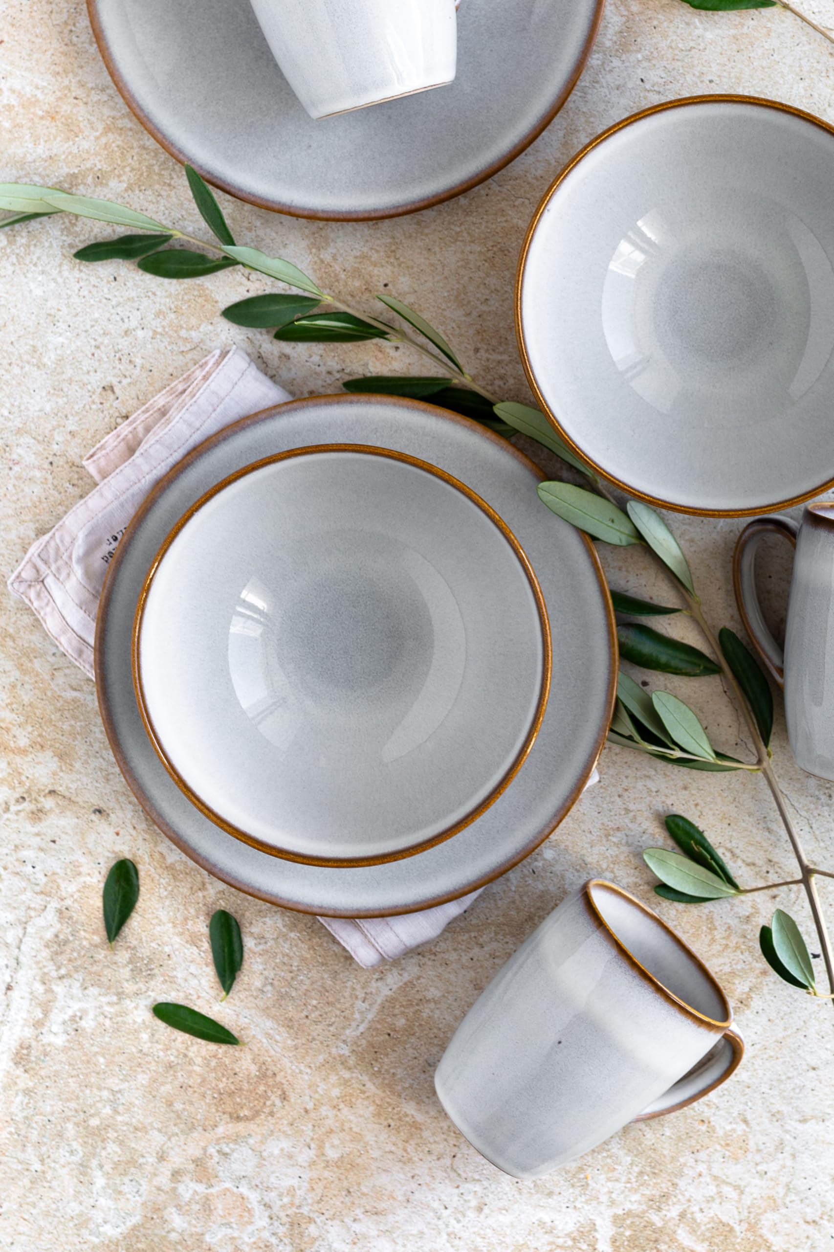 Mäser Serie Smokys Geschirr-Set für 4 Personen, 8 teiliges Tafelservice im Scandi Look, Steinzeug, weiß
