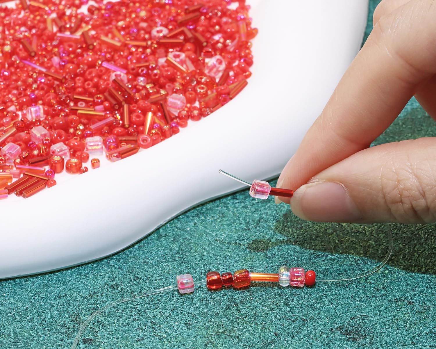 Mixed Craft Beads 1000Pcs/20g Glass Seed Tube Bead Bugle Bead 1.5-4.5mm Small Loose Spacer Beads for DIY Bracelets Necklace Earring Jewelry Making (Red) - Image 2