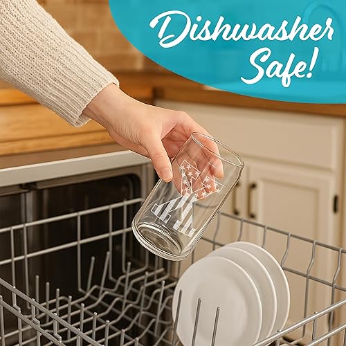 Miniatura 102 de Vaso en forma de lata de cerveza con monograma grabado - bandera de EE.UU.