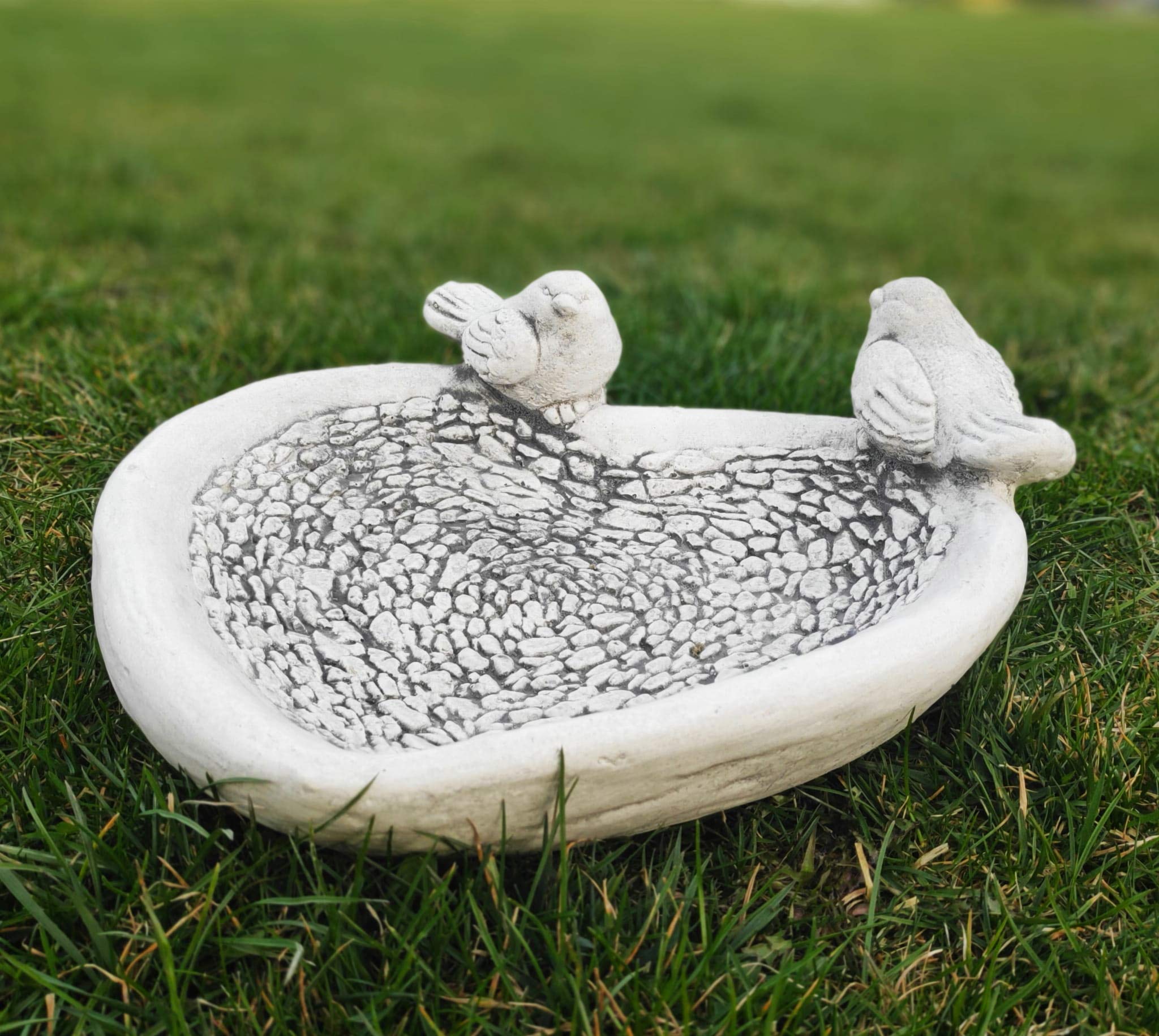 Decorazione da Giardino in Pietra per Uccelli Bagno - Cuore con Uccelli