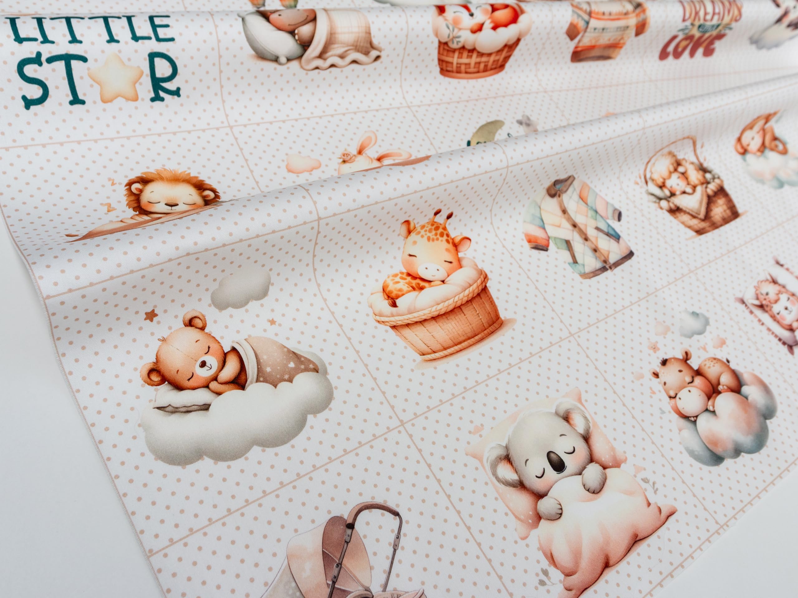 Fabrics Beige/Cream. Paquetes de abalorios de algodón, 42 motivos diferentes. Ideal para edredones, costura, mantas y juegos de espía para niños, panel continuo de 91.4 cm x 78.7 cm