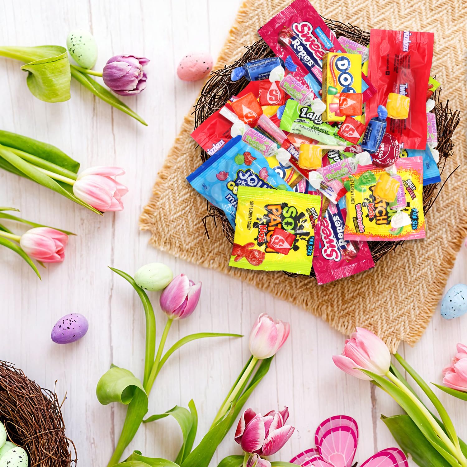 Bulk Candy Individually Wrapped Variety Mix - 4 Pound Approx. 200 Pieces Assorted Hard Candy, Taffy & Lollipops, Party Candy for Piñatas, Birthday Parties, Gifts, & Treat Bags (64oz)