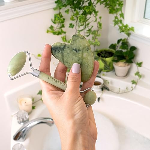Miniatura 6 de EcoTools Beauty Skin Care Tool Jade Facial Roller and Gua Sha Stone Duo Face Roller and Massager Skincare and Sculpting Tools Green Promotes Healthy
