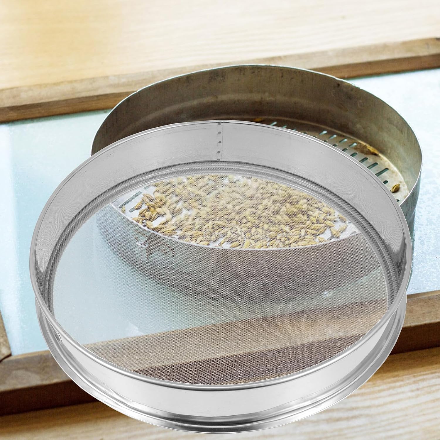 VALICLUD Handheld Stainless Steel Flour Sifter with Fine Mesh Sieving Tool for Baking Moderate Kitchen Strainer for Smooth Delicate Flour Practical and Stable Design