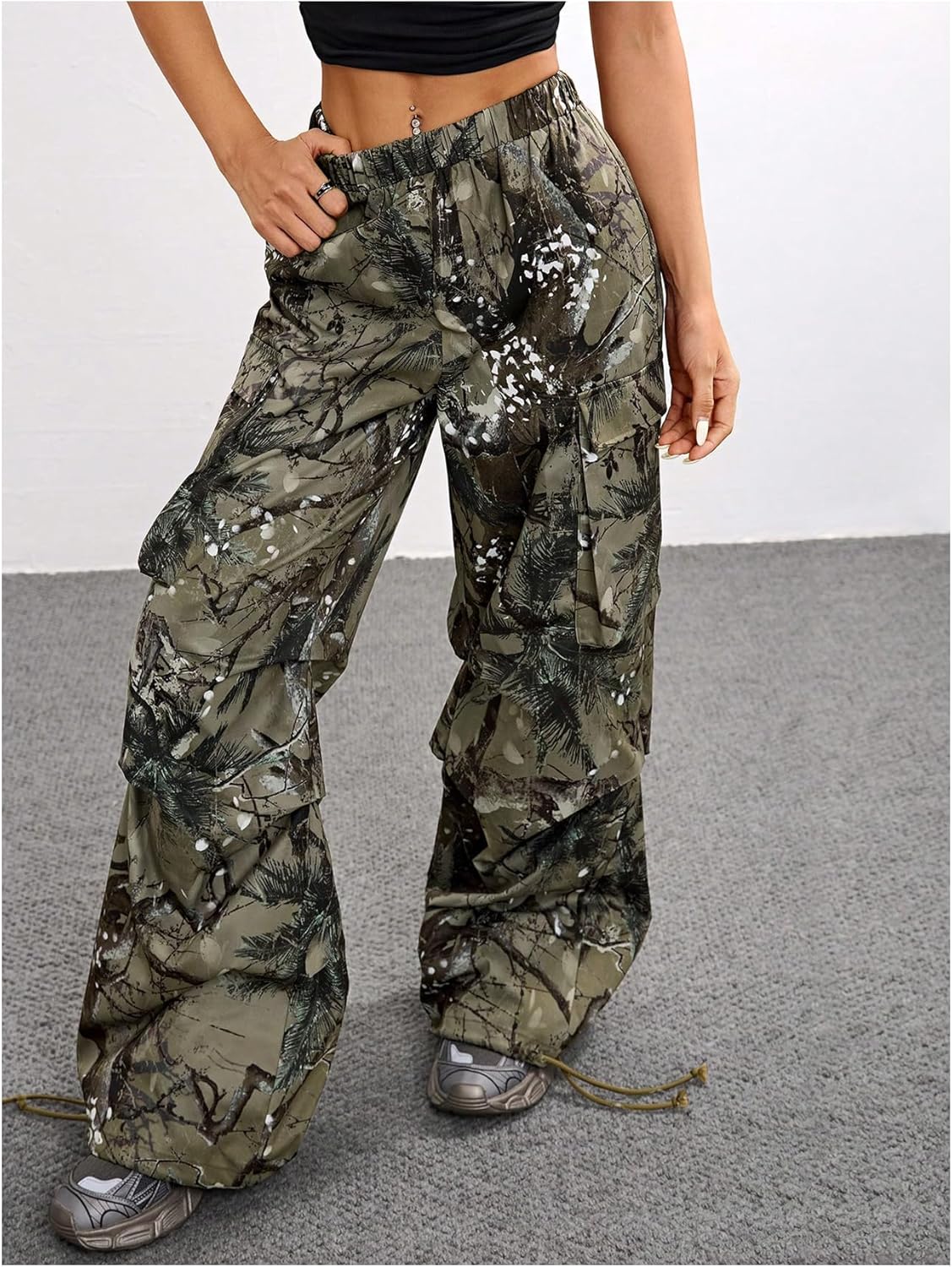 GORGLITTER Women's Camo Cargo Pants Wide Leg Baggy High Elastic Waisted Parachute Pants Y2K Camouflage Trousers Streetwear - Image 5