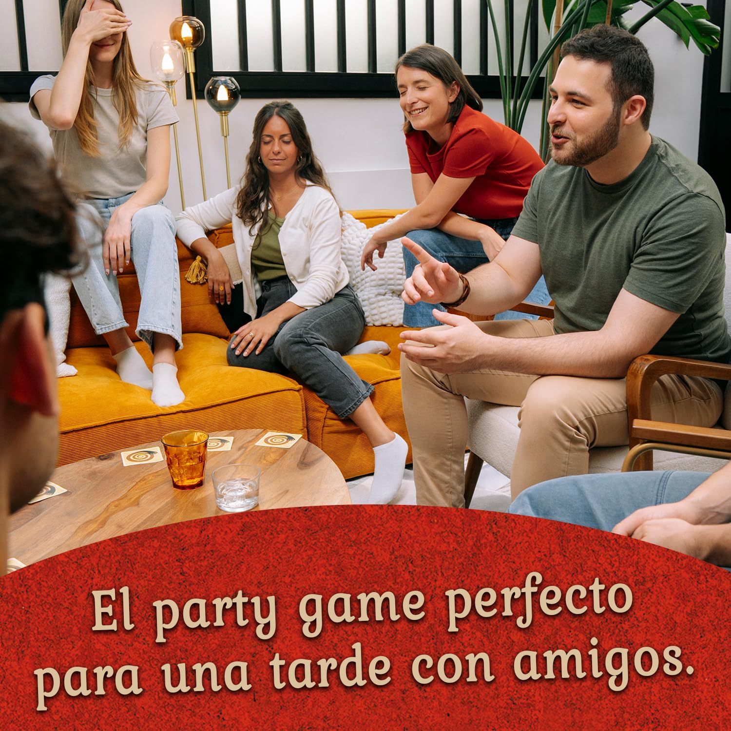 Asmodee Los Hombres Lobo de Castronegro, Party Game de Roles Ocultos con Engaño y Deducción, A Partir de 10 Años, De 8 a 18 Jugadores, 30 Minutos por Partida, Español