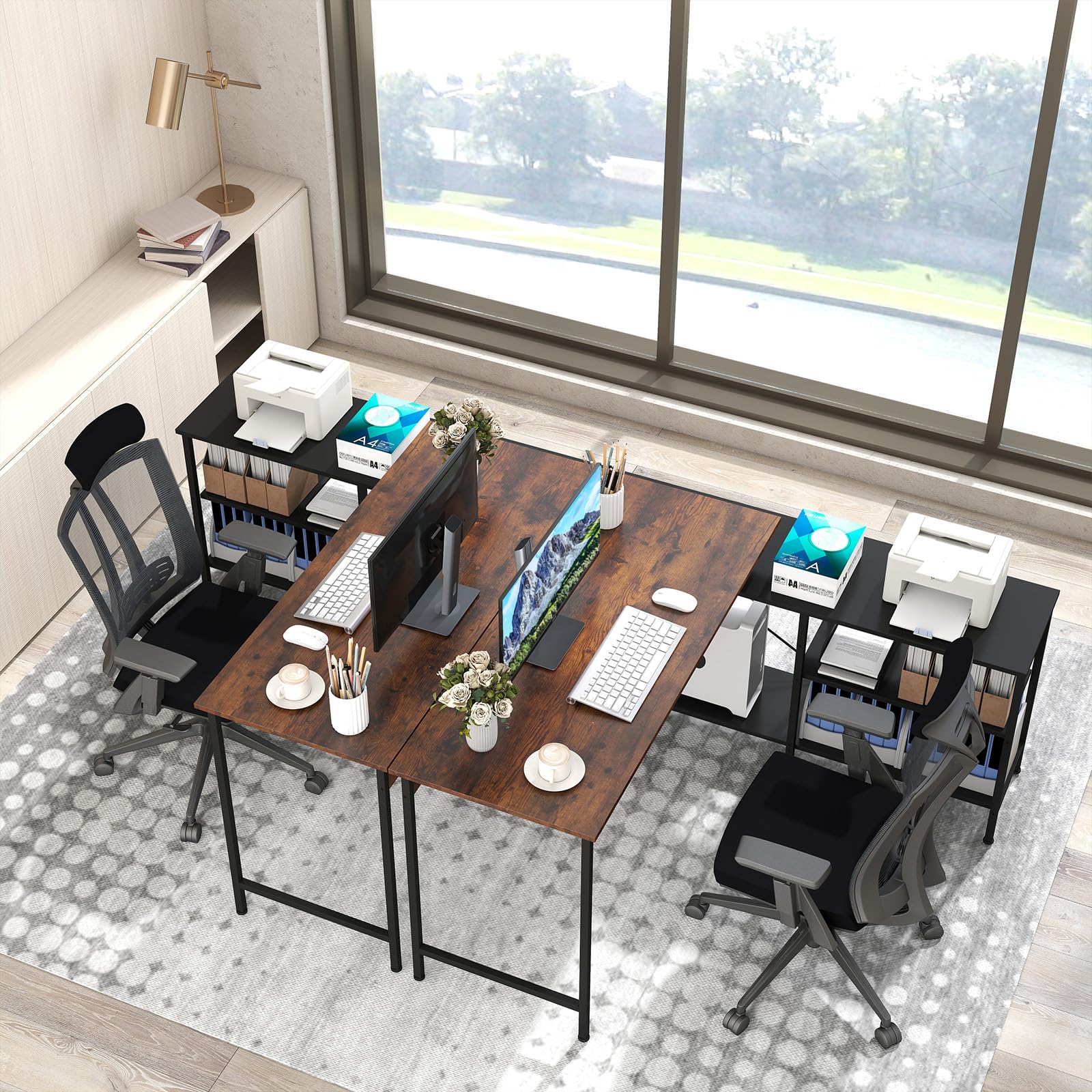 GYMAX Escritorio en Forma de L, Escritorio de Esquina con Amplia Superficie de Trabajo, Dos Estantes y Estructura Metálica, Altura Ajustable, Instalación Reversible, Mesa para Ordenador