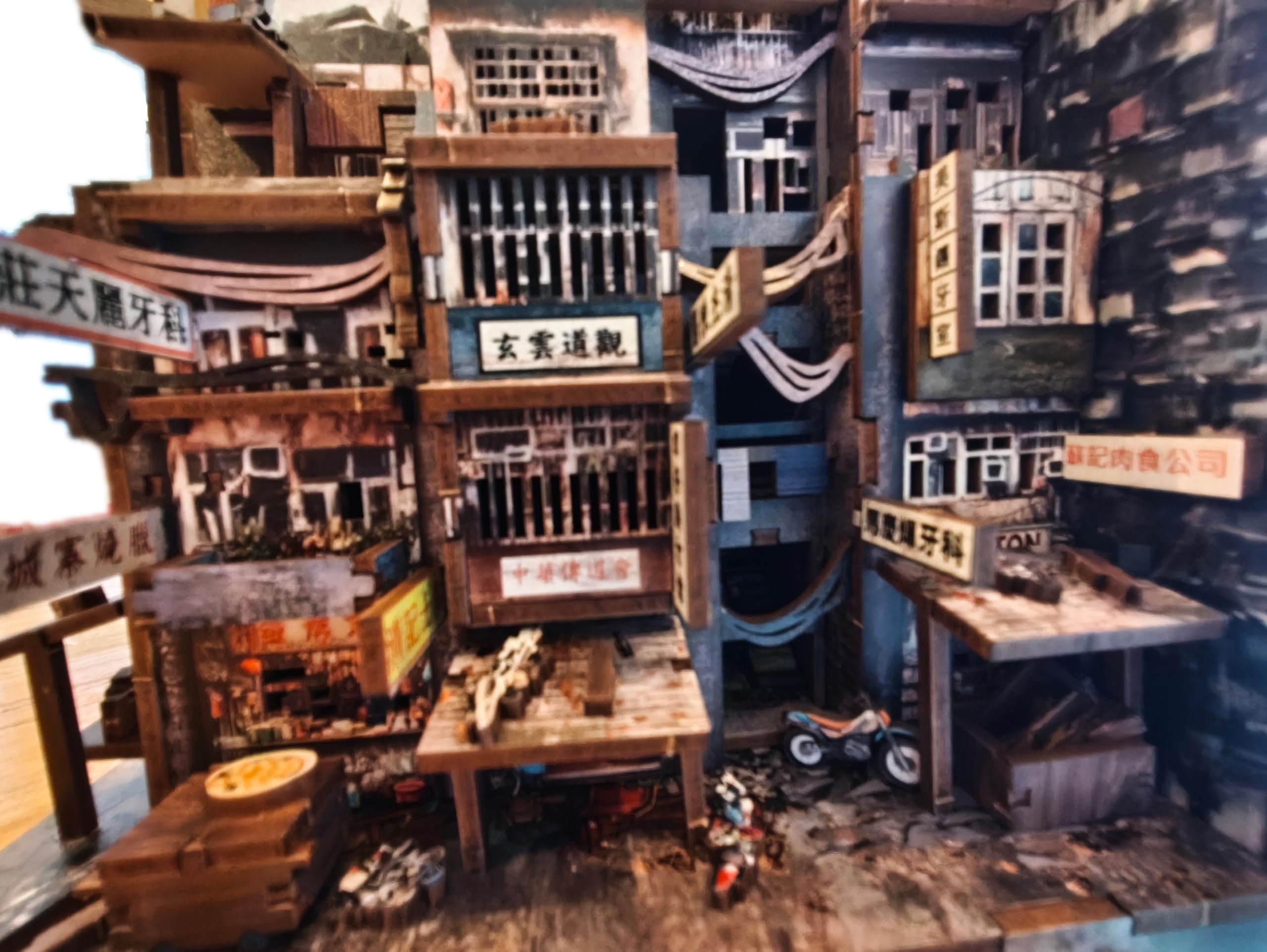 Versione di Hong Kong■ Modello di scena del castello di Guilong Kit ufficiale in miniatura fai da te Prodotto di importazione parallela Crepuscolo dei guerrieri: Walled In