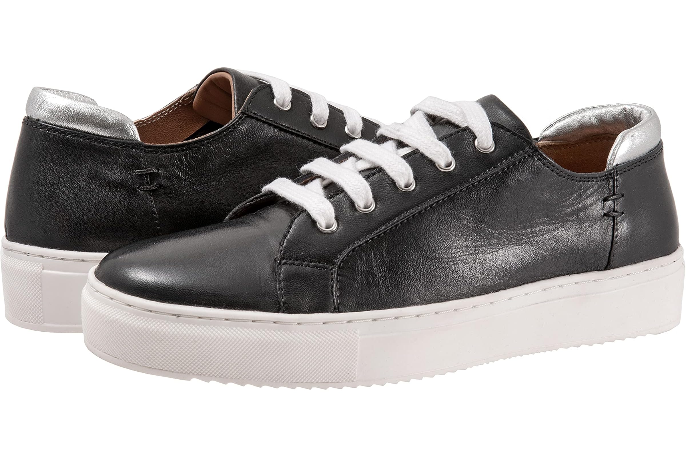 Женские кроссовки SoftWalk Indio 11490₽