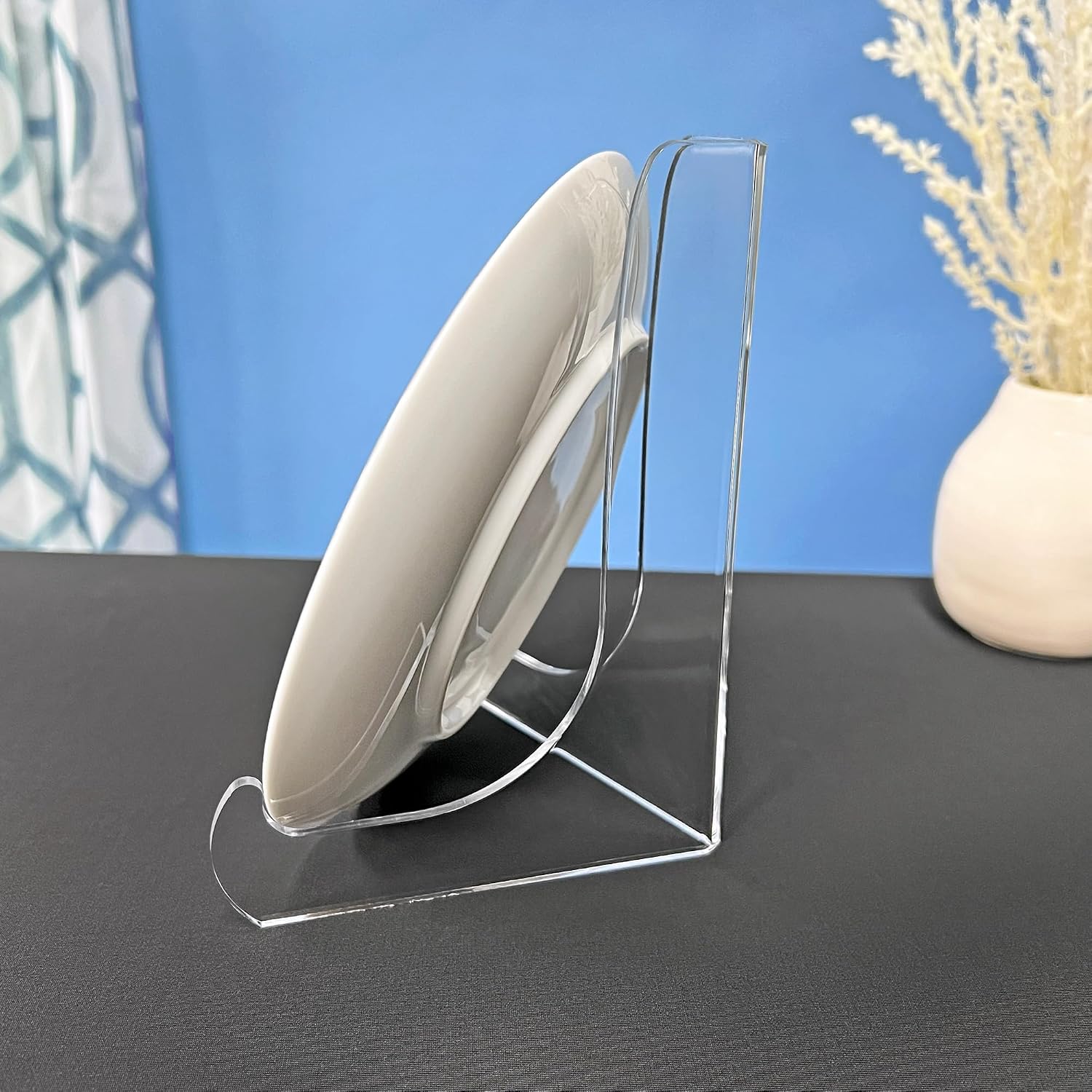 Plymor Clear Acrylic 60-Degree Angle Easel With Shallow Support Ledges, 6" H x 4.5" W x 3.5" D