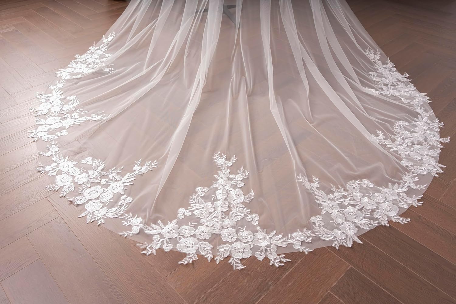 EllieWely Long Cathedral Length Lace Bridal Wedding Veil With Metal Comb