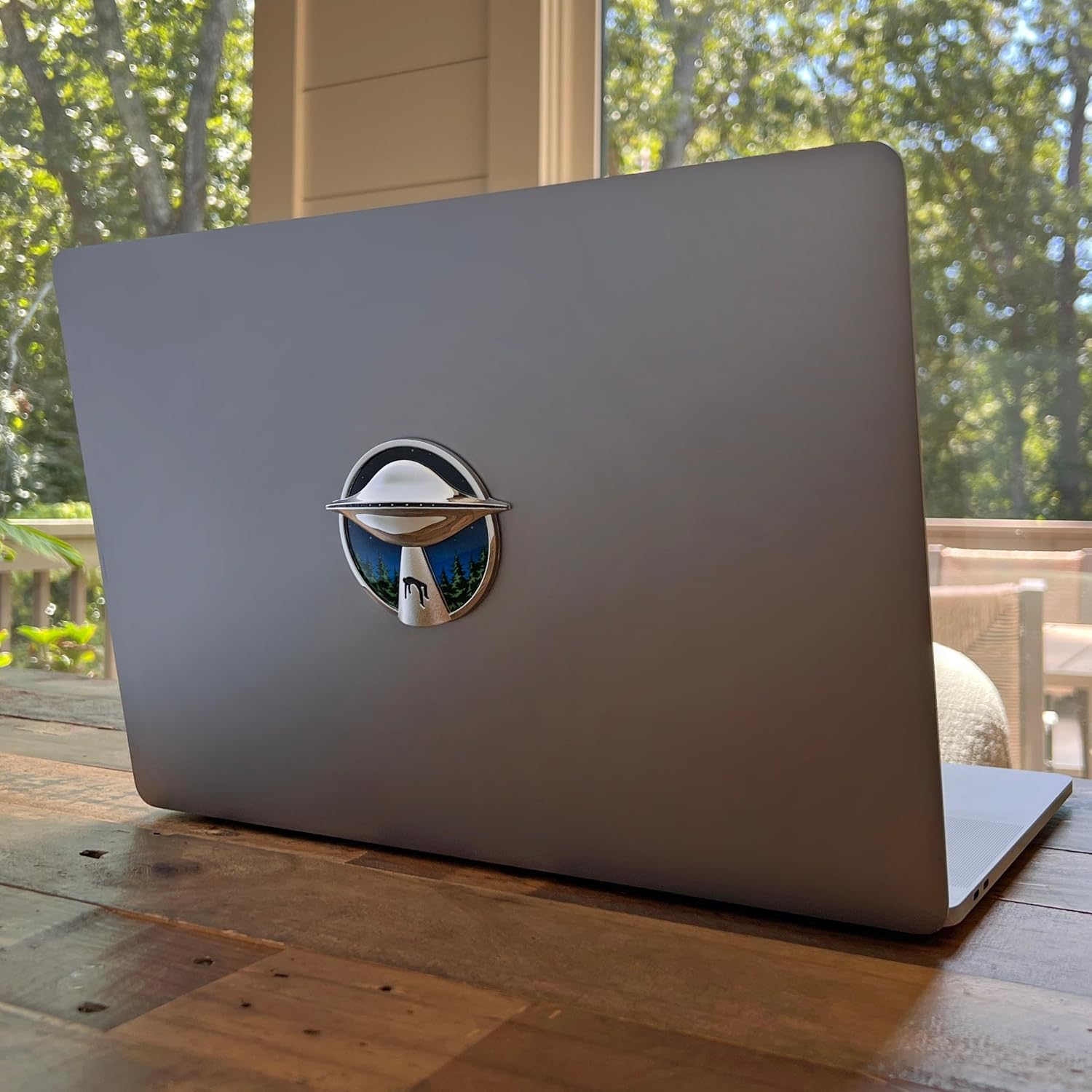 The UFO Car Badge Emblem – ABS Resin Composite, Chrome Finish 3D Decal for Vehicle Exterior