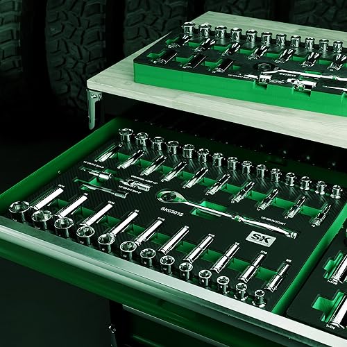 Miniatura 8 de SK Juego de llaves de vaso de 12 pulgada con trinquete de 160 P, 52 piezas, SAE y métrico, acabado SuperKrome, construcción CR-V premium, con