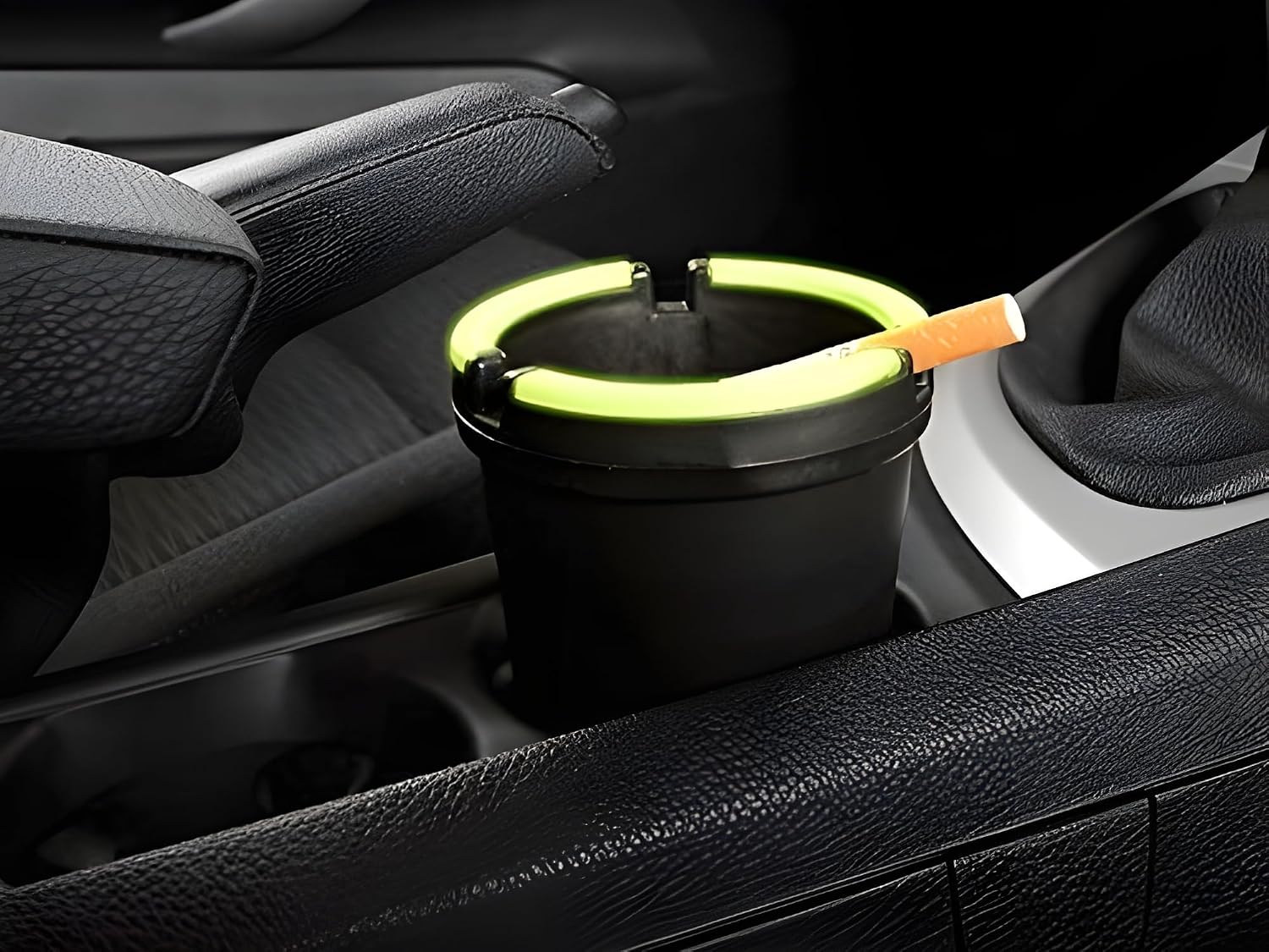 Glow in the Dark Car Ashtray with Lid – Portable, Smoke-Free Design – Durable Plastic, Fits Most Cup Holders – Easy Clean – Perfect for Cars, Trucks, SUVs