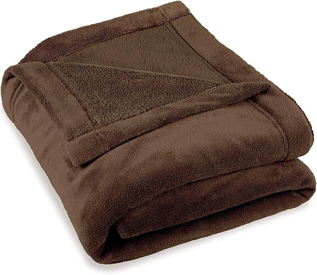 CelinaTex puszysty koc 150 x 200 cm ciemny brąz koc sofa ciepły koc miękki polar z mikrofibry OEKO-TEX Montreal