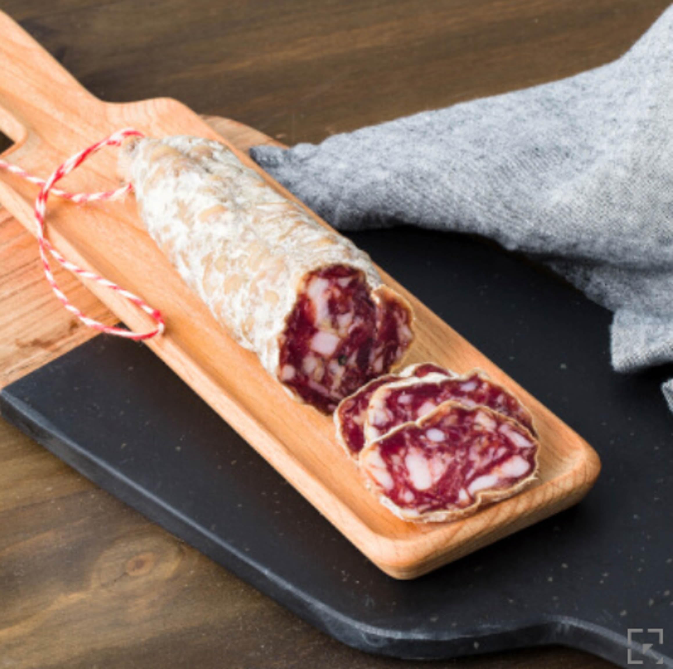 Assortiment du Sud-Ouest : Saucisson IGP Sud-Ouest + Saucisson fermier + Saucisson sec - 700g - Pyrénées