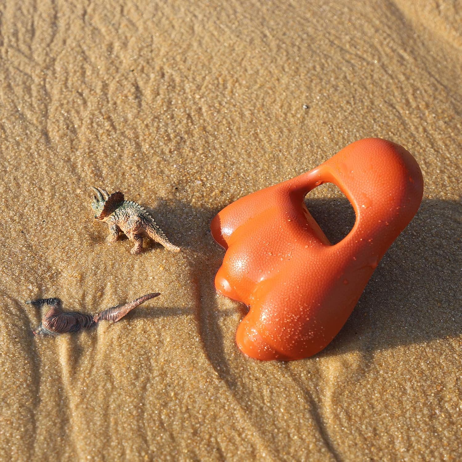 burgkidz Sand Toy Snow Toys Set, Dinosaur Theme Toddler Beach Toy, Snow Fort Bucket, Shovels, Rakes, Dinosaurs Molds, Kids Indoor Outdoor Toys for Boys Girls, Sand Toy for Toddlers Age 3+ : Toys & Games