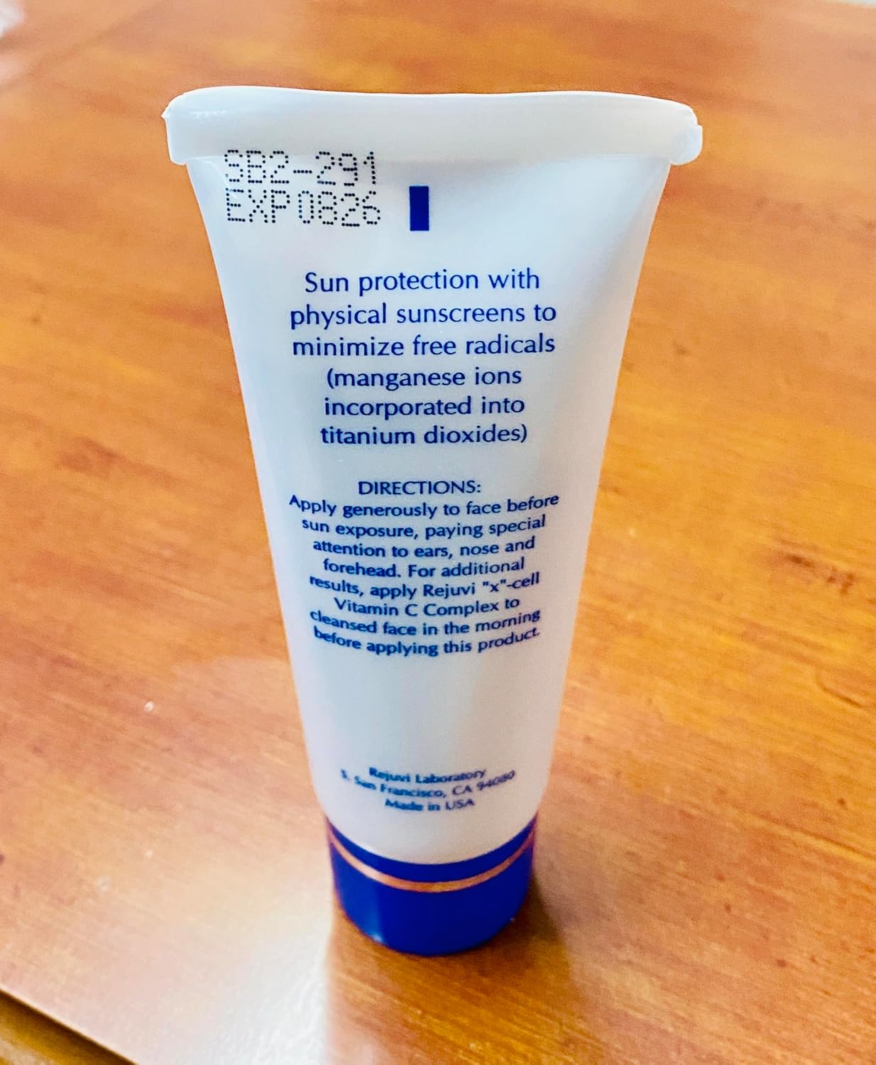 Rejuvi Tinted Facial Sun Block (SPF 40) 2.3 oz (65 g.)