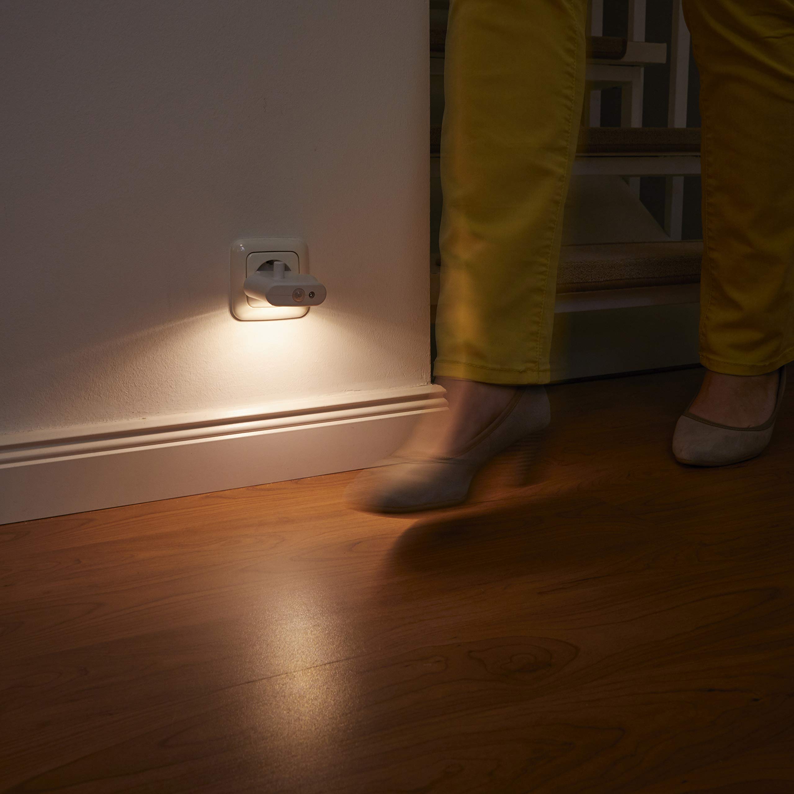 Northpoint LED Multileuchte Mit Bewegungsmelder - Induktionsladung, 60h Laufzeit, Spritzwassergeschützt