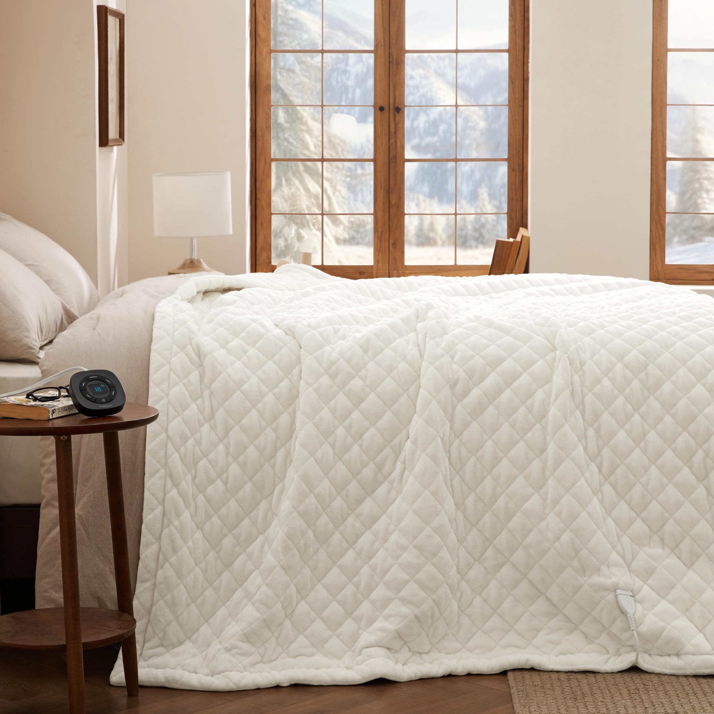 Bedsure Quilted Heated Blanket Twin, Warm Filled Electric Blanket, Ivory