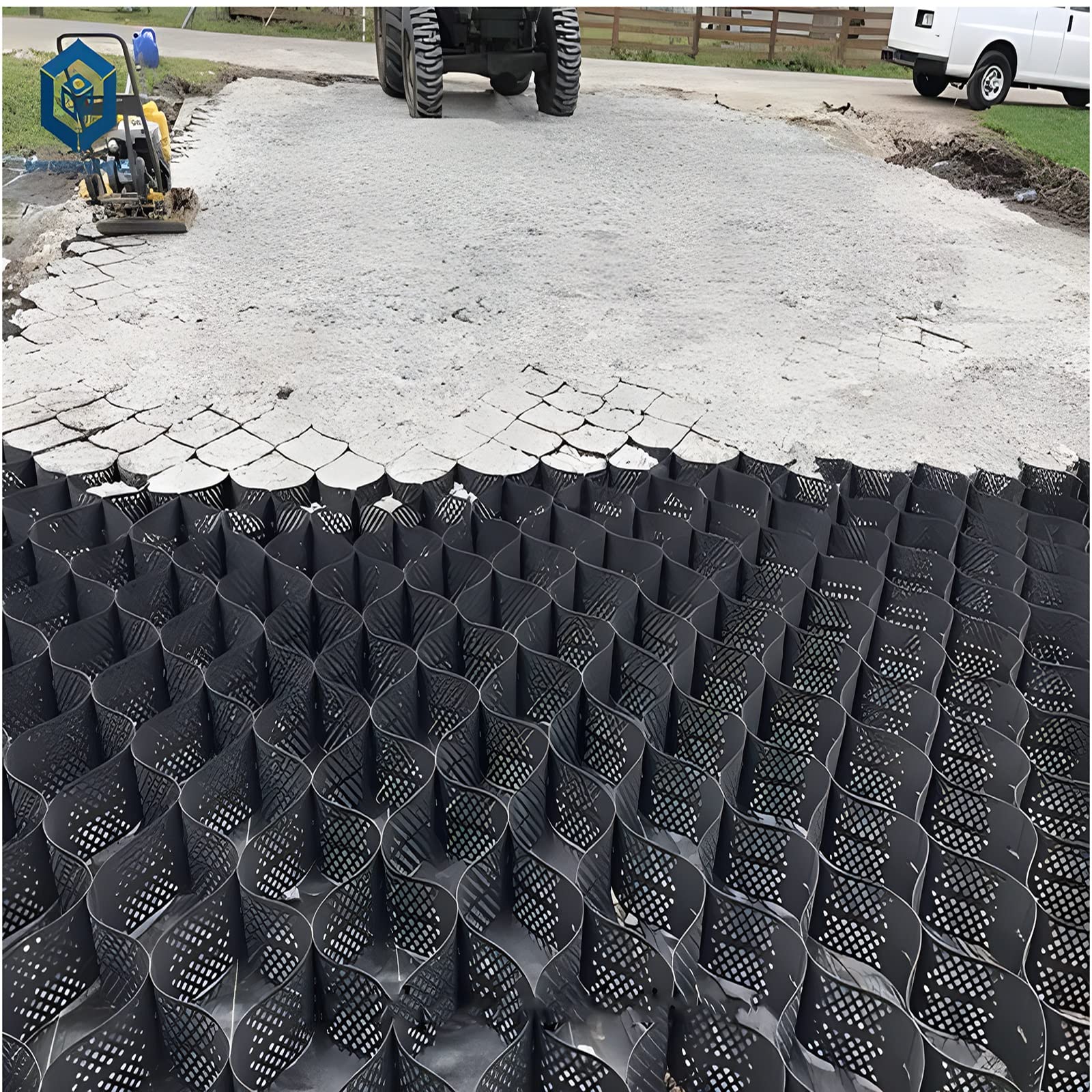 Geocelda permeable para estacionamientos y patios residenciales