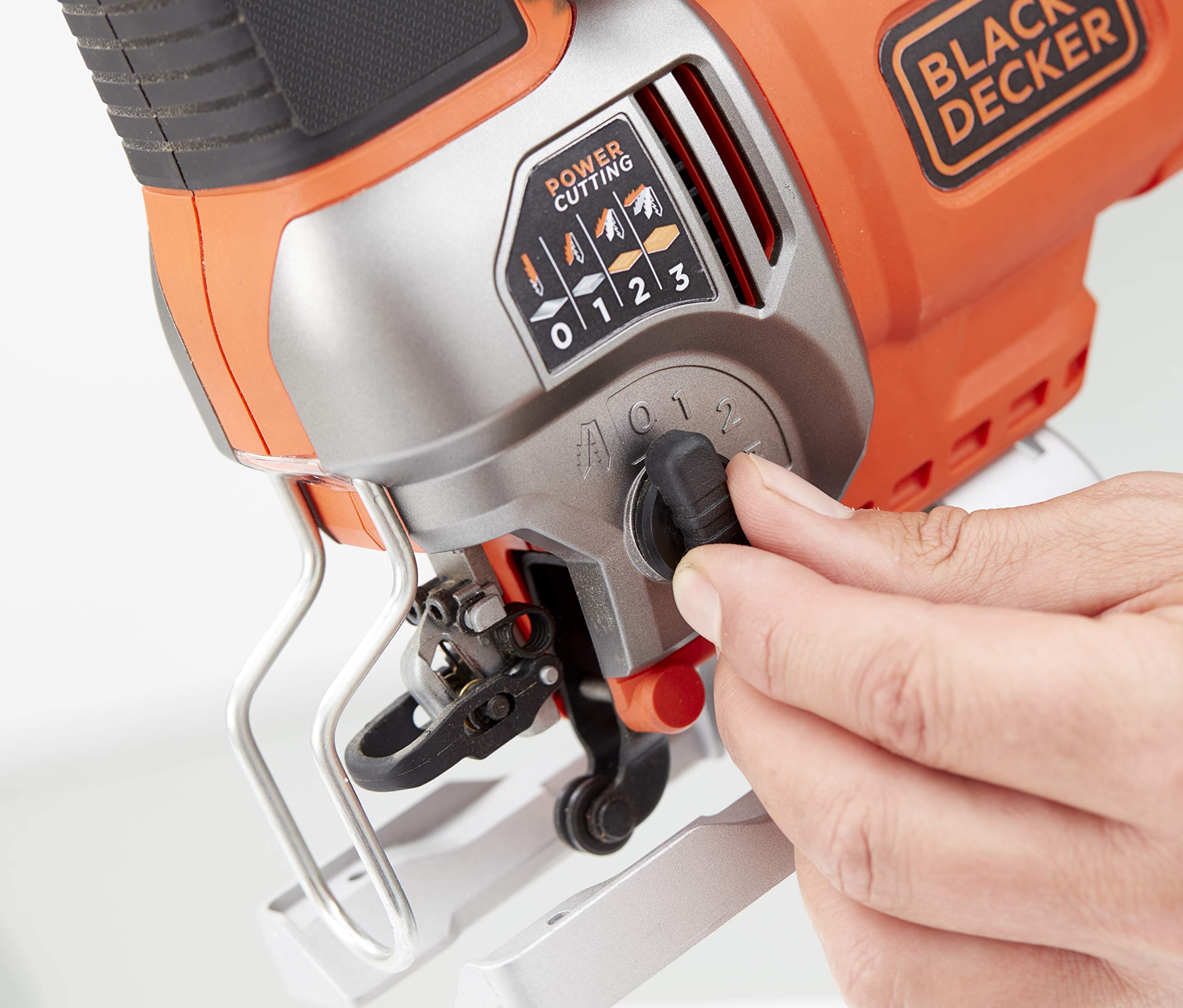 BLACK+DECKER BES610-QS Sierra de cartón 650W 650W