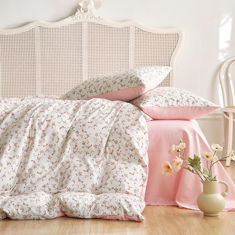 Wake In Cloud - Floral Comforter Set, Coquette Cottagecore Aesthetic Cute Flower Pattern for Women Teen Girls, Soft Lightweight Dorm Bedding, 3 Piece, Pink, Full Size image 5