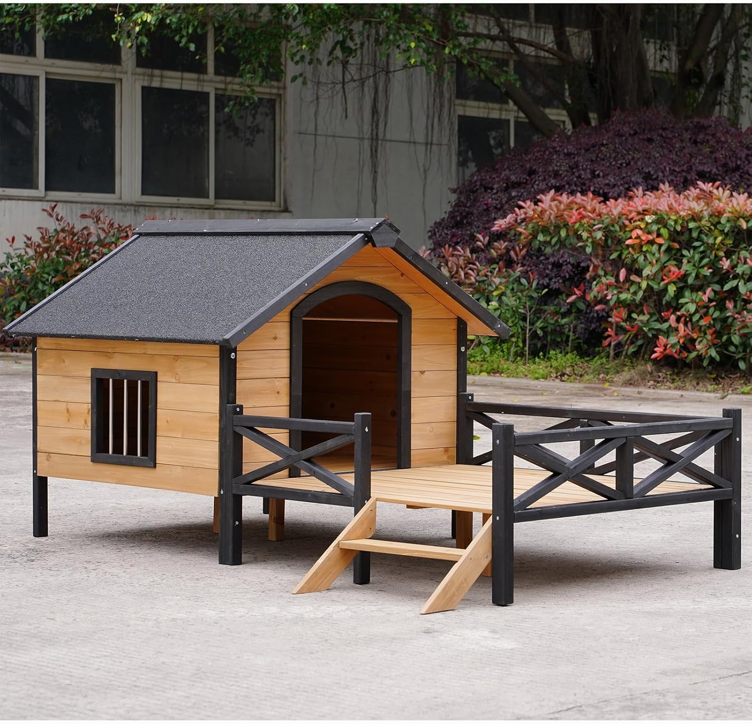 Wood Dog House Outside with Porch, Outdoor Dog House