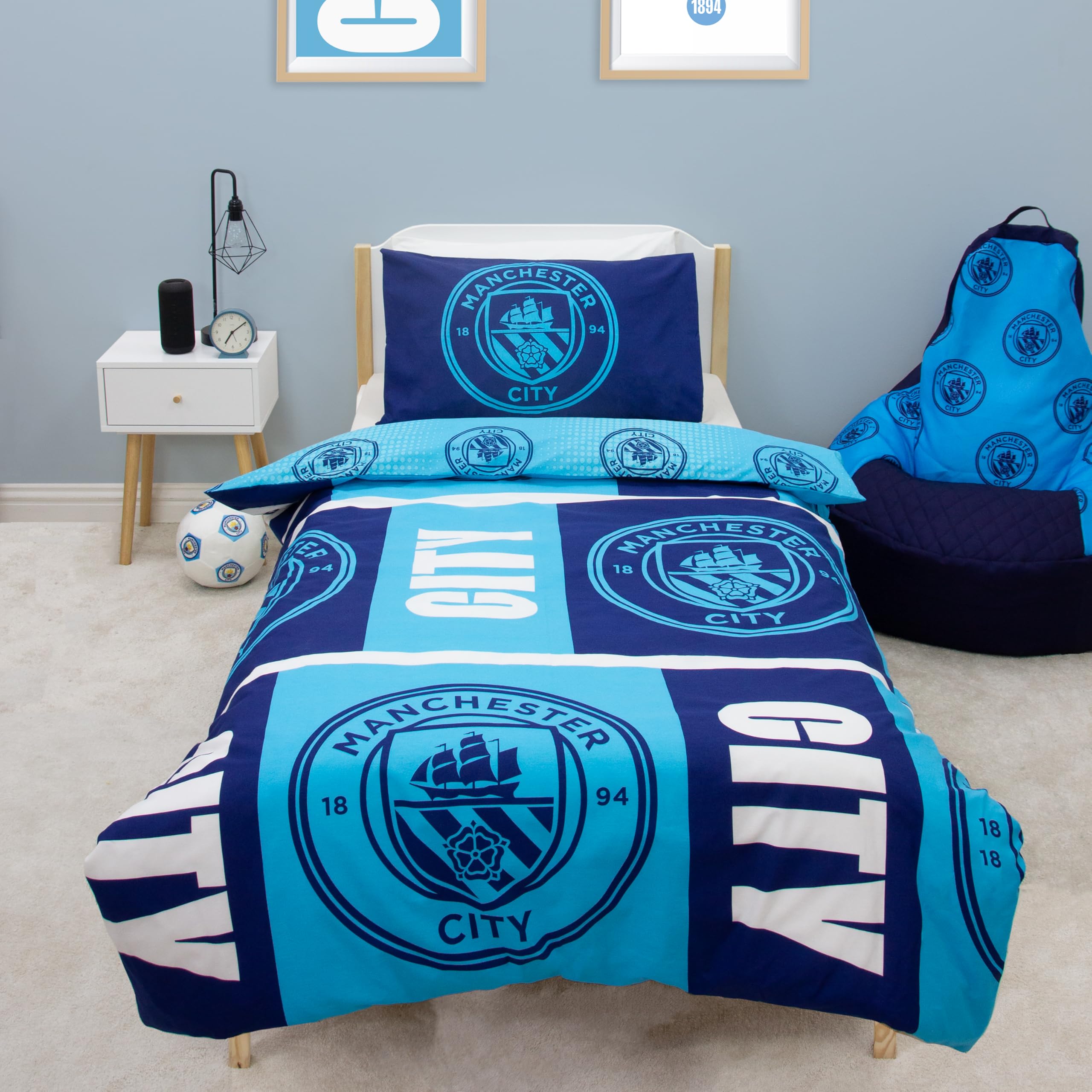 Manchester City FC Offizielles Einzelbettwäsche-Set | Design „Flashy“ | Blaues, beidseitig wendbares Fußball-Bettwäsche-Set mit passendem Kissenbezug | Offizielles Merchandise | Polycotton