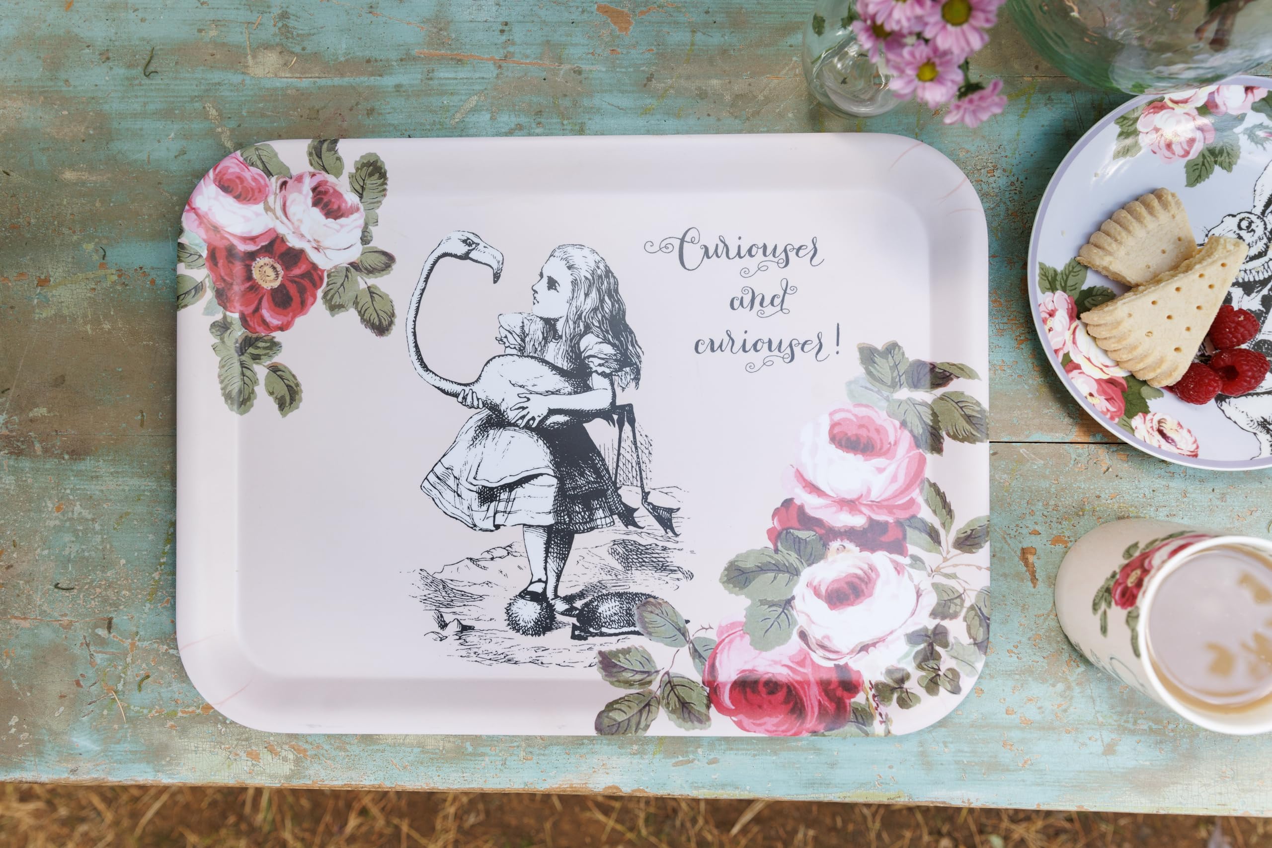 Mikasa et le V et à Plateau de Service, Large Plateau en Mélamine pour les Boissons et le Thé de l'Après-Midi, Collection Alice au Pays des Merveilles, 43 cm X 32 cm, Impeccable pour Offrir