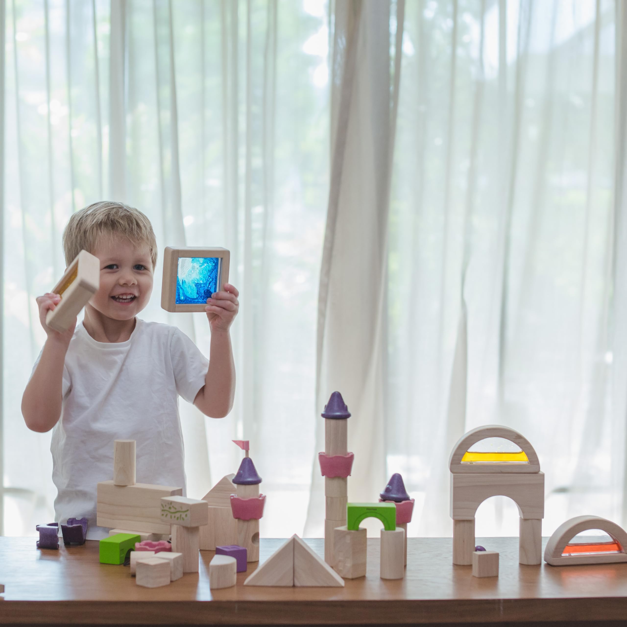 PlanToys Blocs d'Eau en Bois - 6 Blocs avec 3 Couleurs d'Eau - Jouet Théorie des Couleurs 3+ Ans - Bois Naturel sans Produits Chimiques