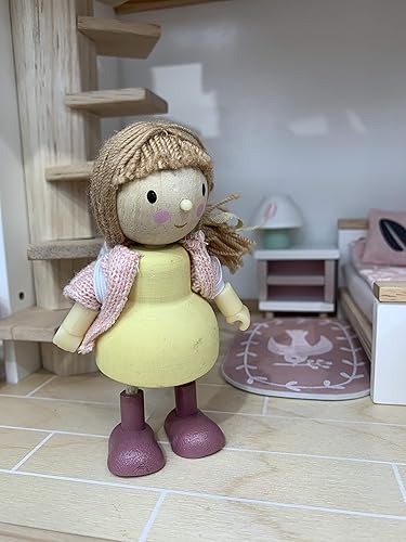 Miniatura 6 de Tender Leaf Toys - The Goodwood Family - Figura de acción de madera muñecas en miniatura - Fomenta el juego divertido creativo e imaginativo para